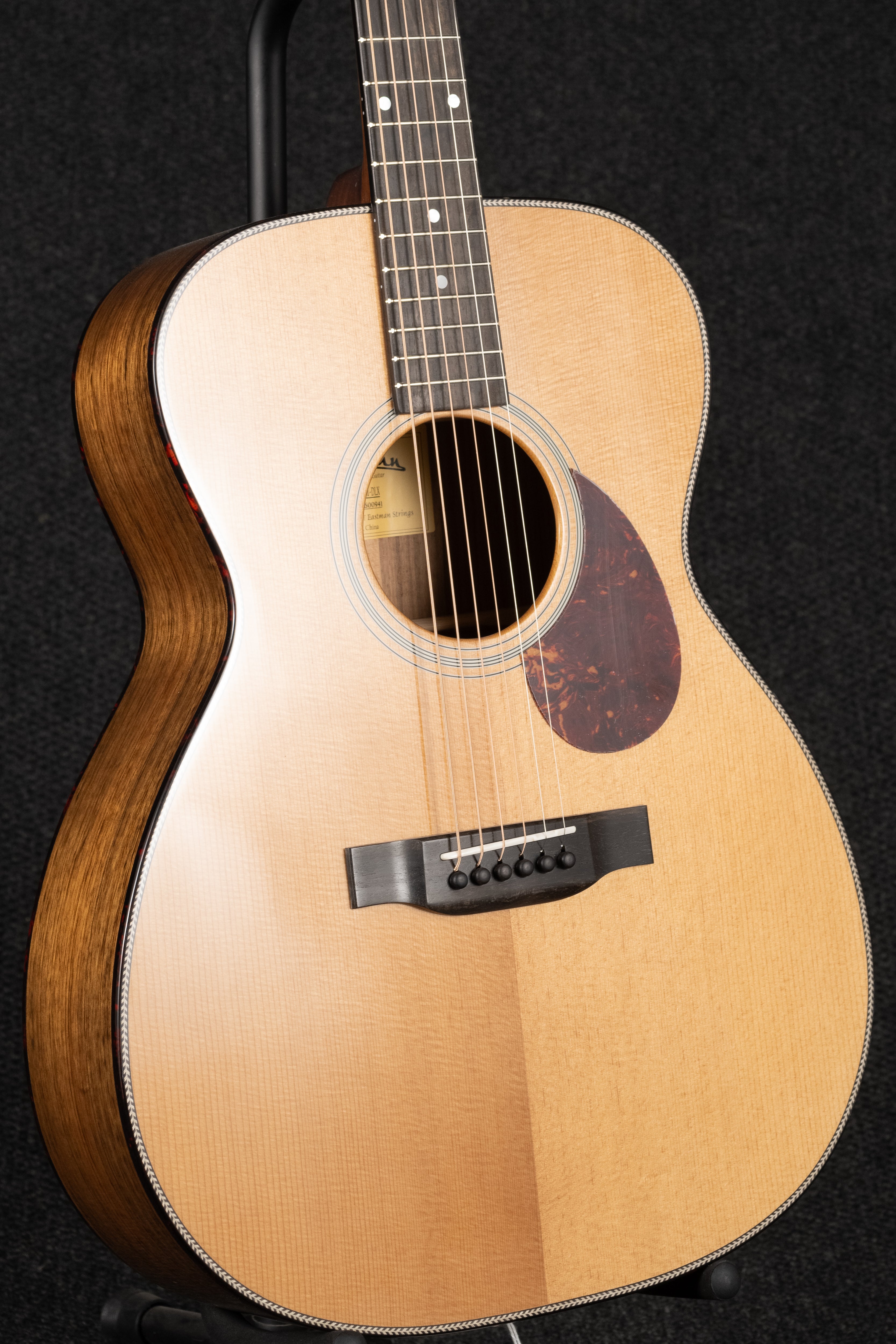 E3OM-DLX Sitka Ovankol