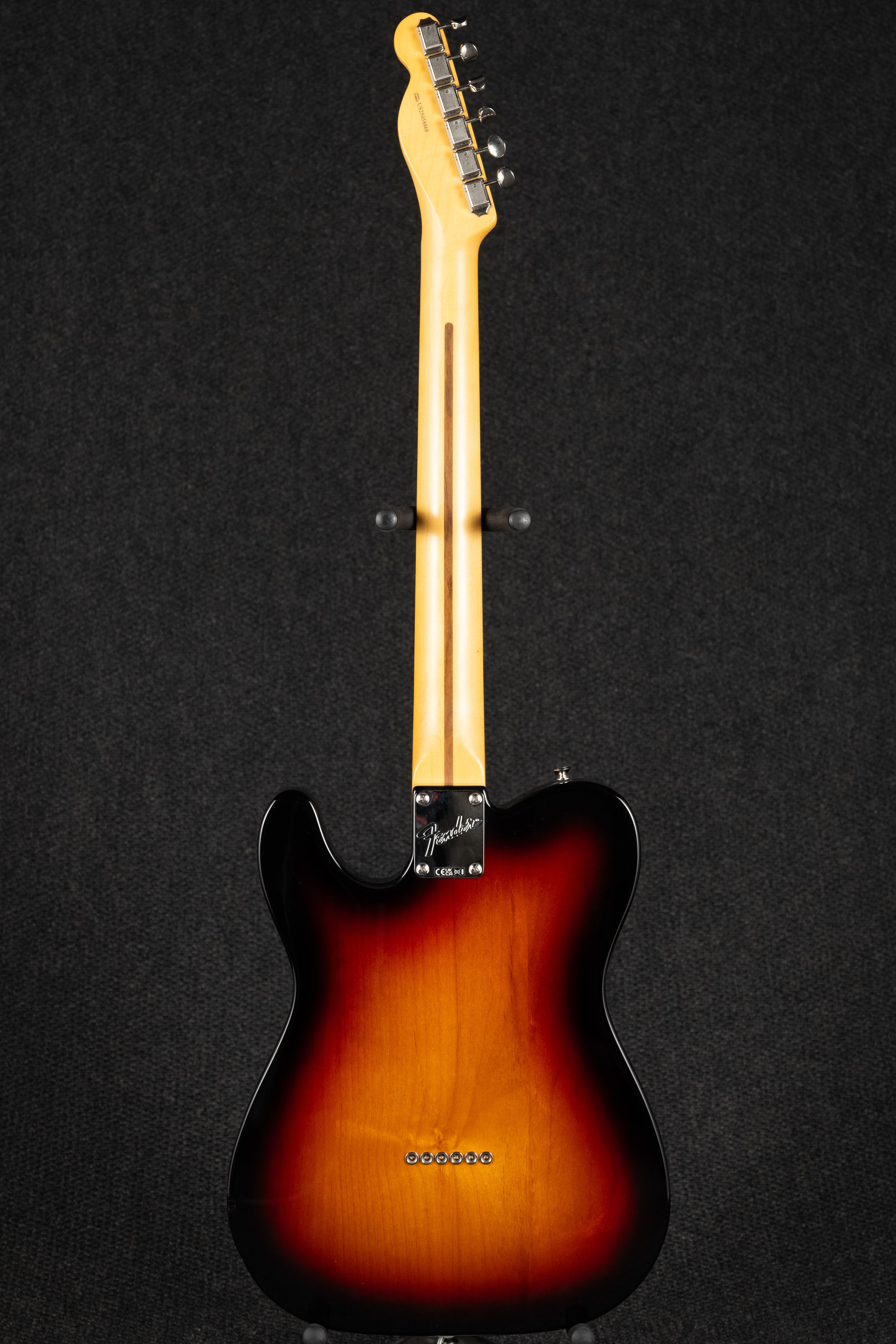 American Pro Classic Telecaster - 3 Tone Sunburst