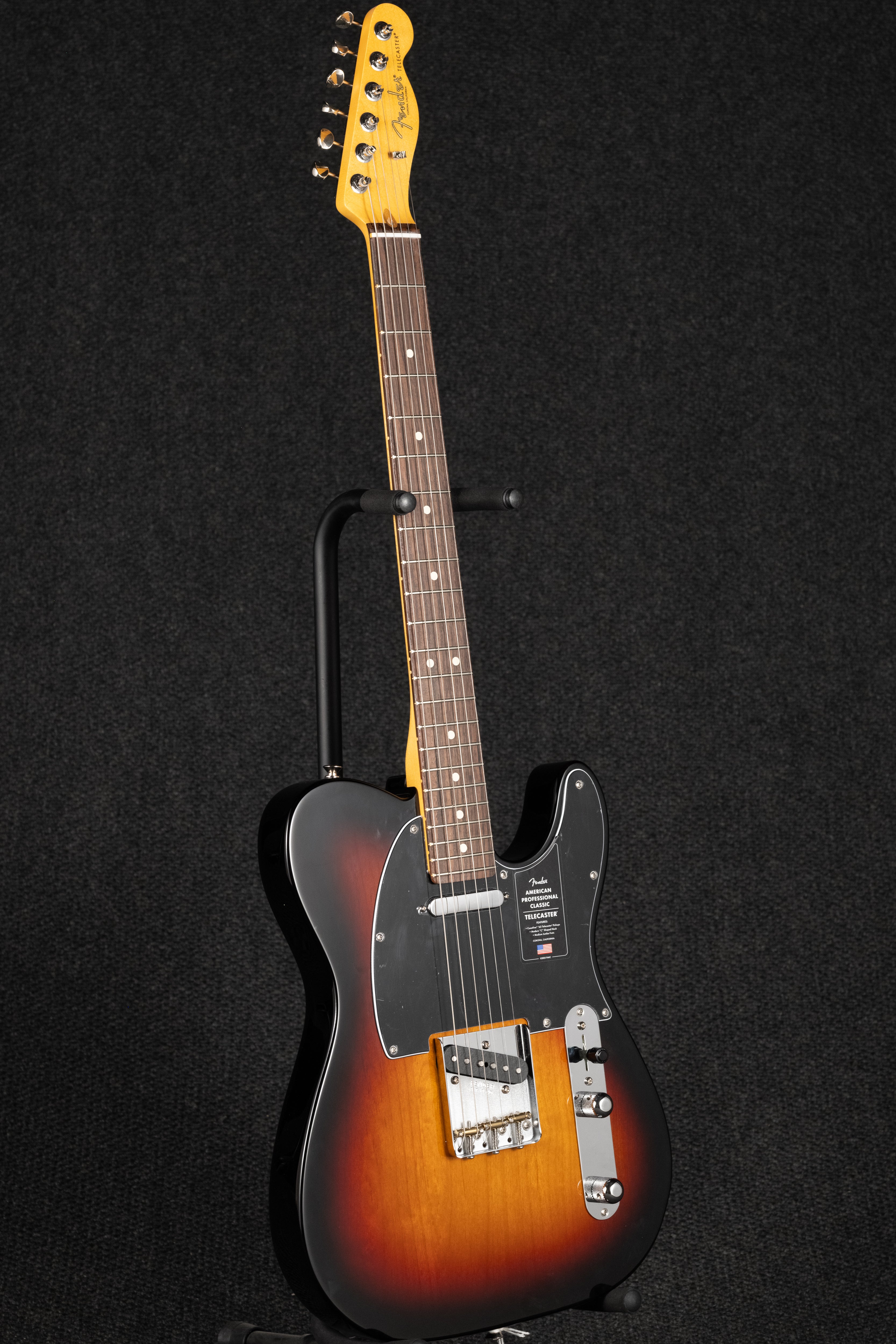 American Pro Classic Telecaster - 3 Tone Sunburst