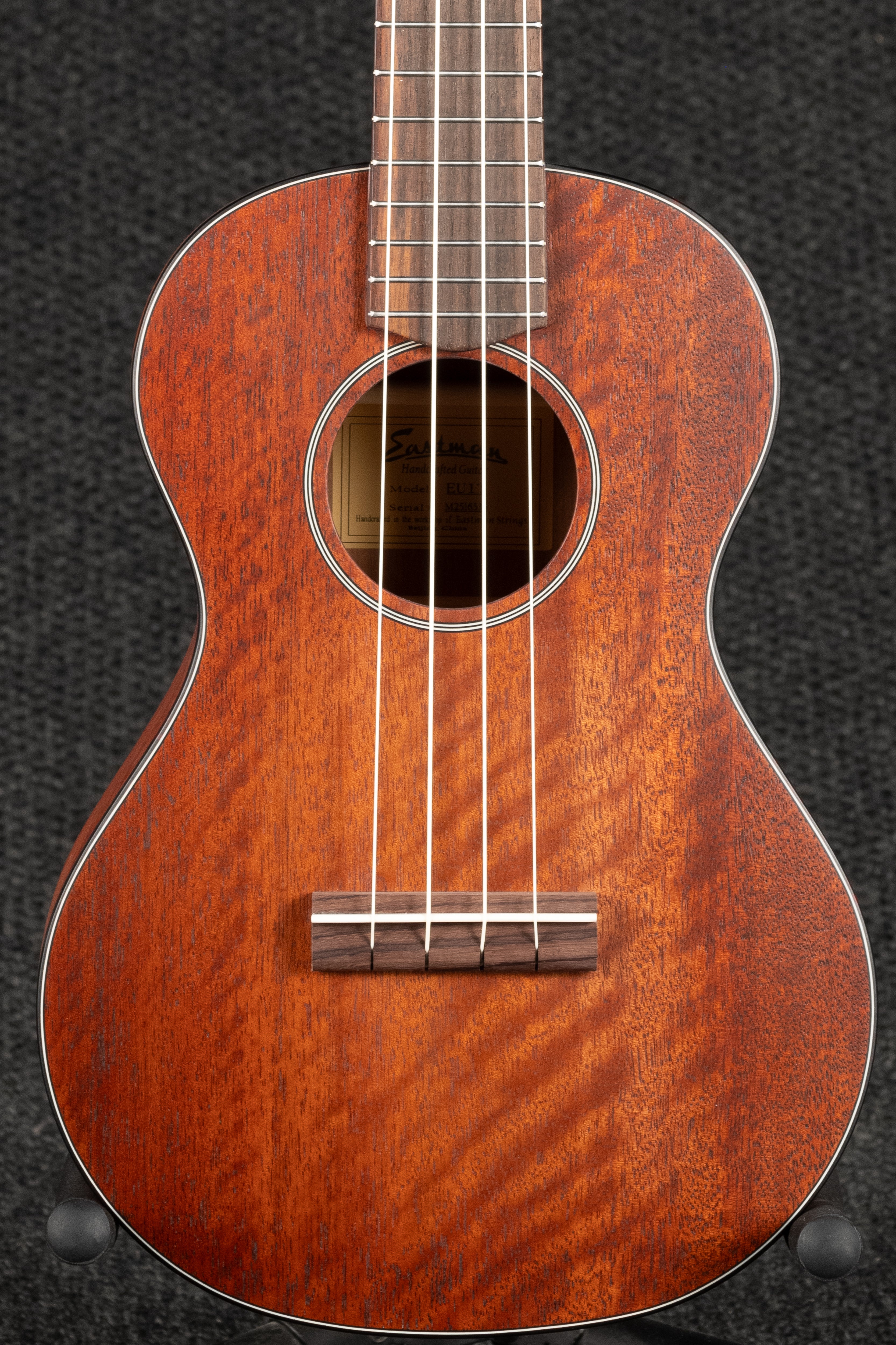 EU1-T: Ukulele Tenor