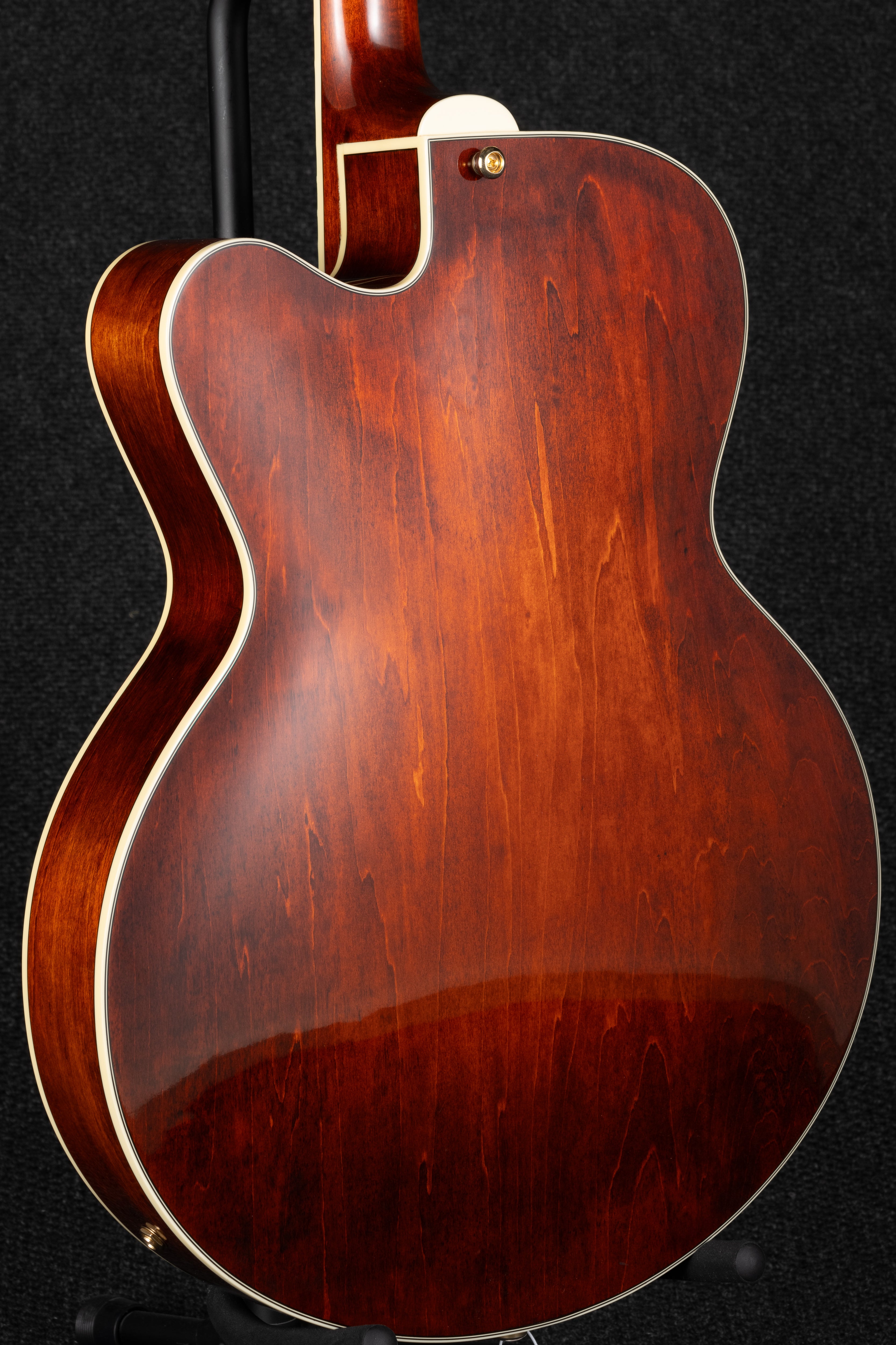 AR403CE - Classic
