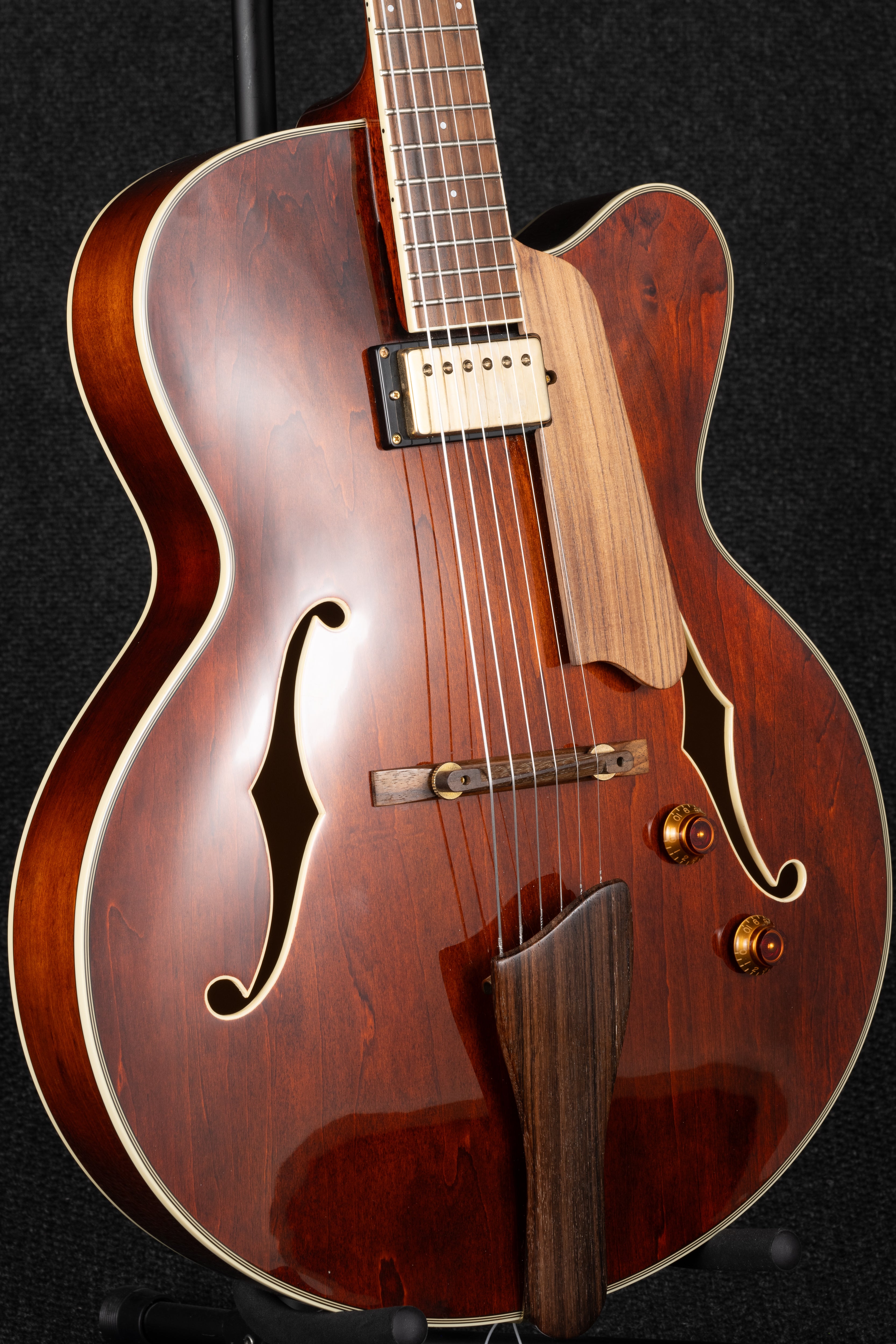 AR403CE - Classic