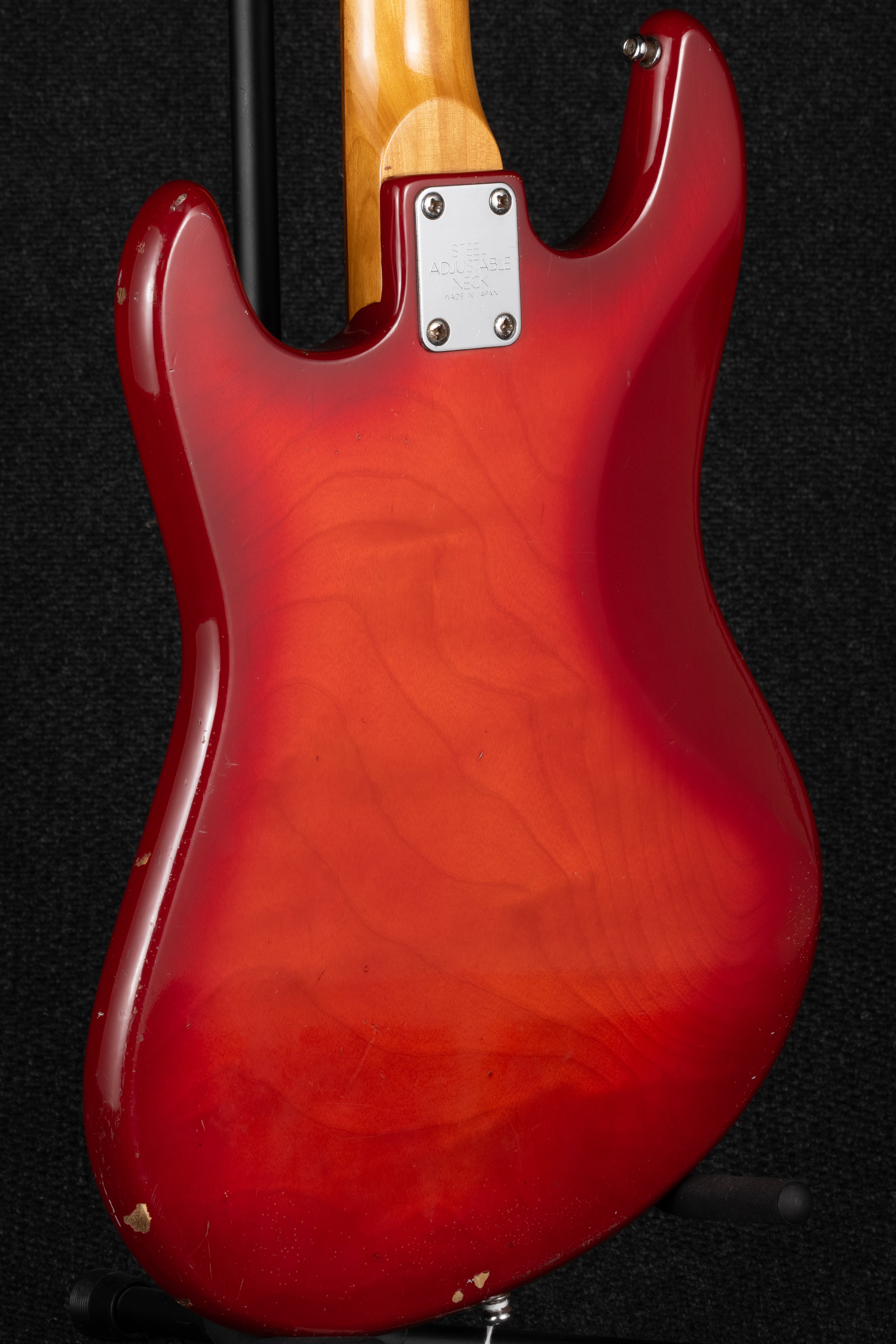 1974 ET-280 - Red Burst