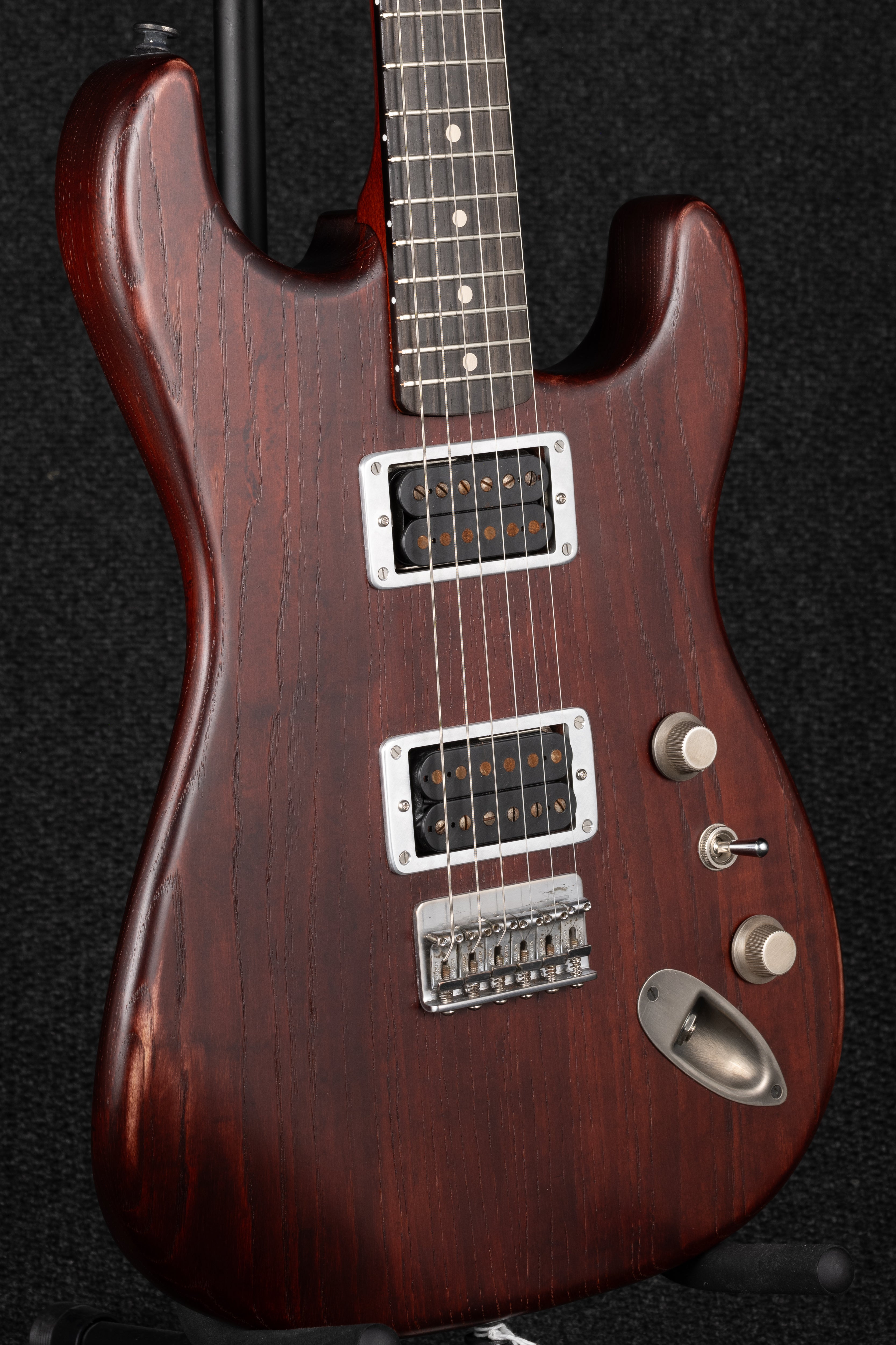Custom Steelguard HH - Ash Red