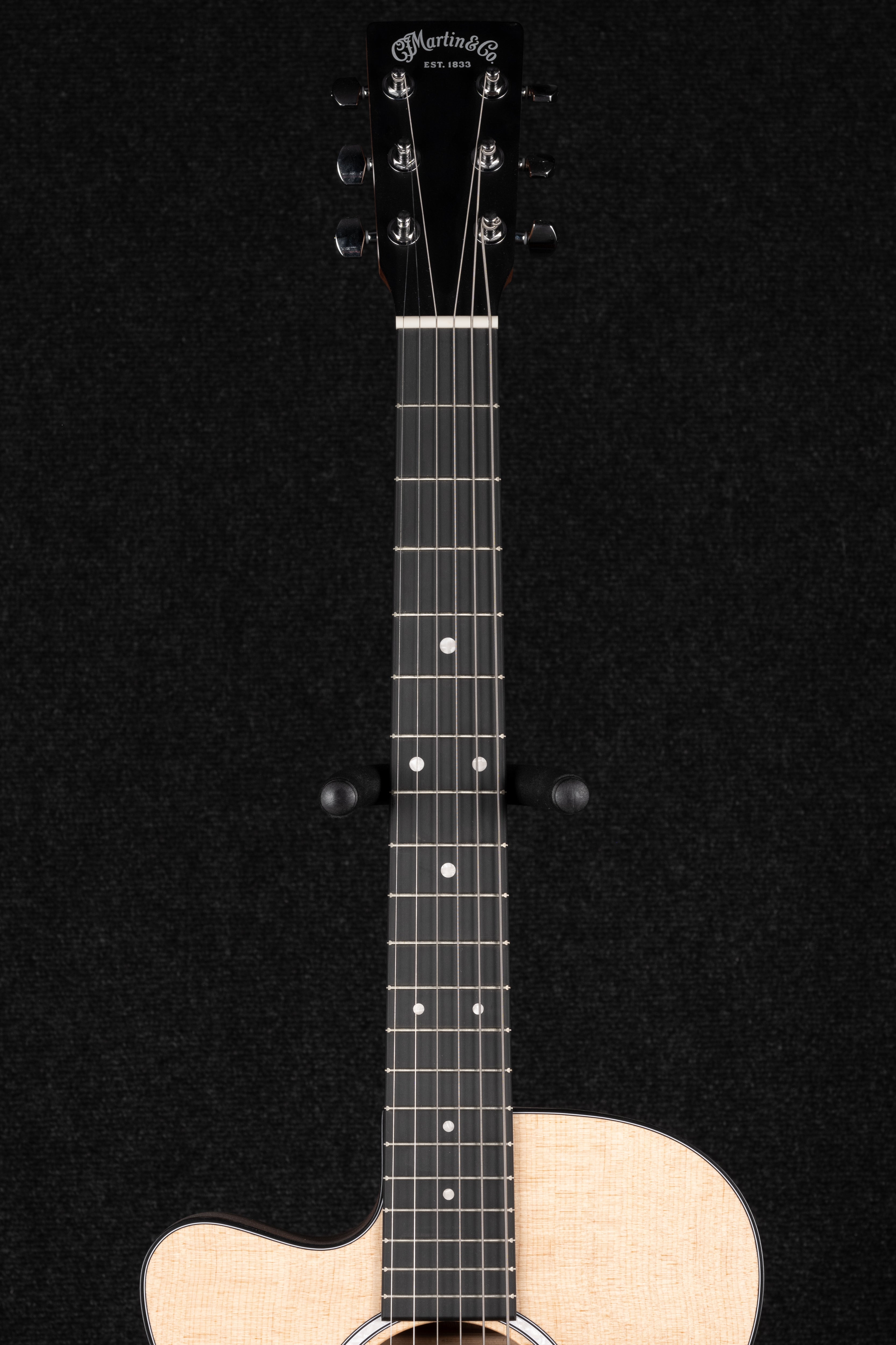 000 Jr-10e Lefty