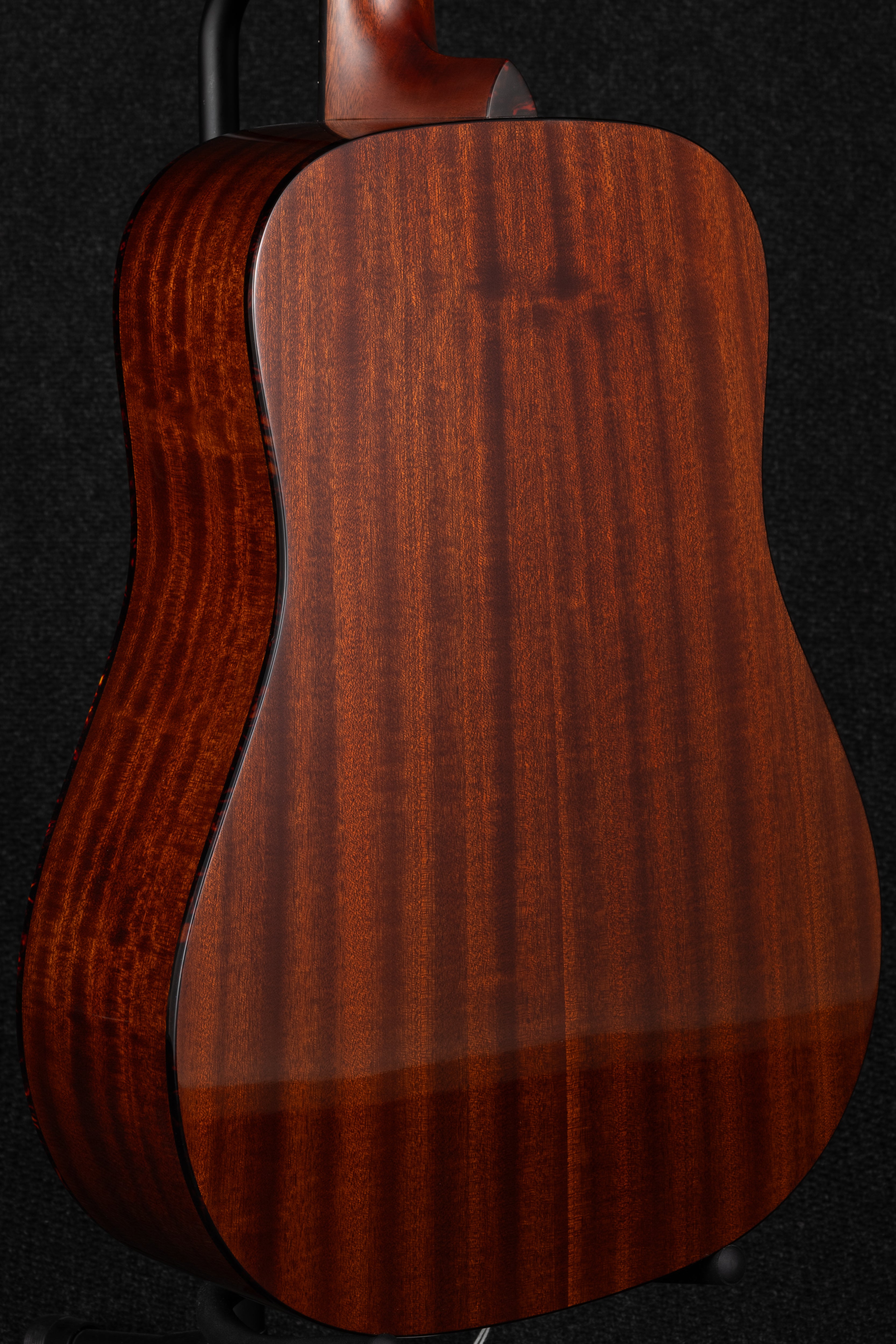 E1D-12-DLX 12 String Dreadnought - Natural