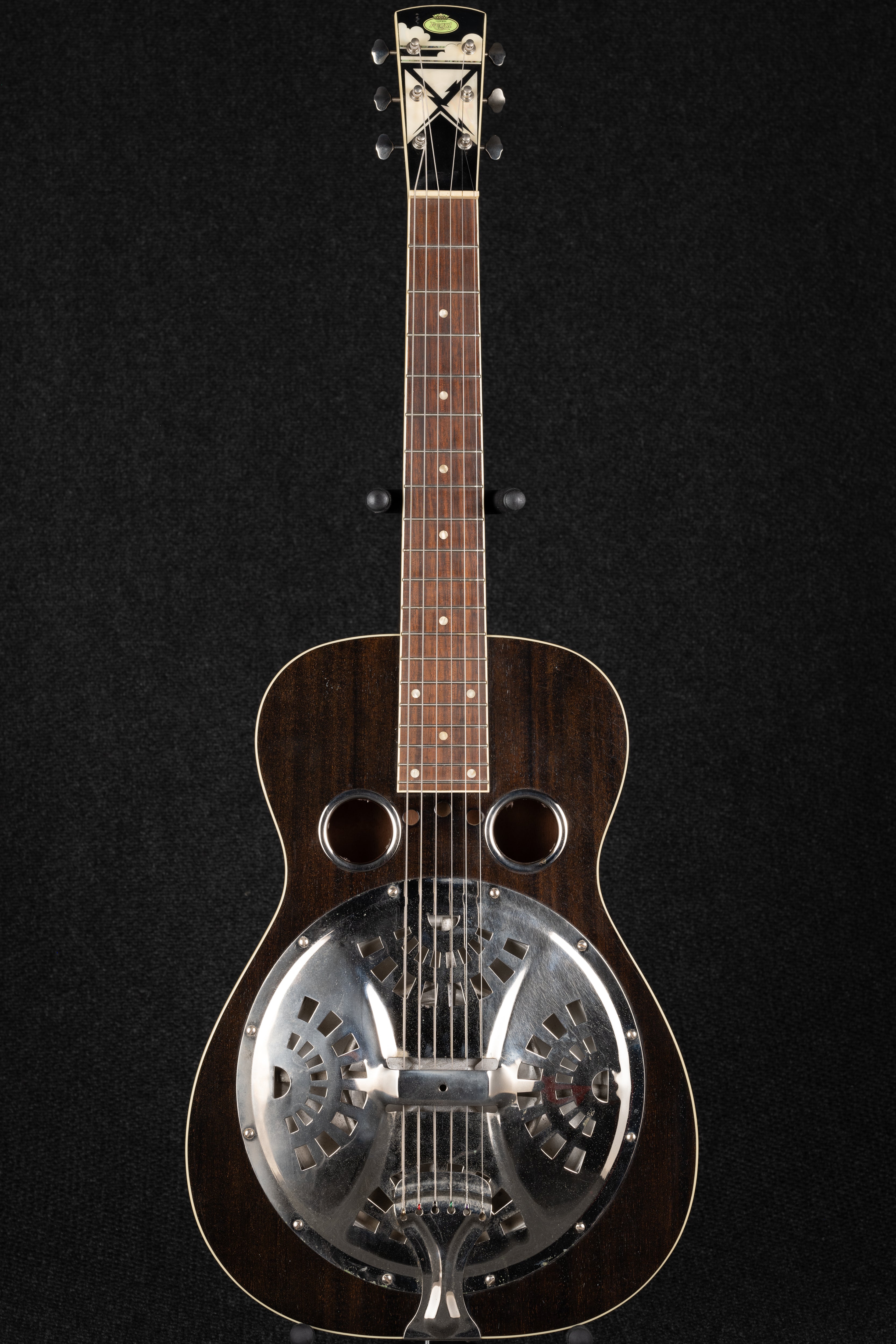 RD-52 Square Neck - Black Lightning