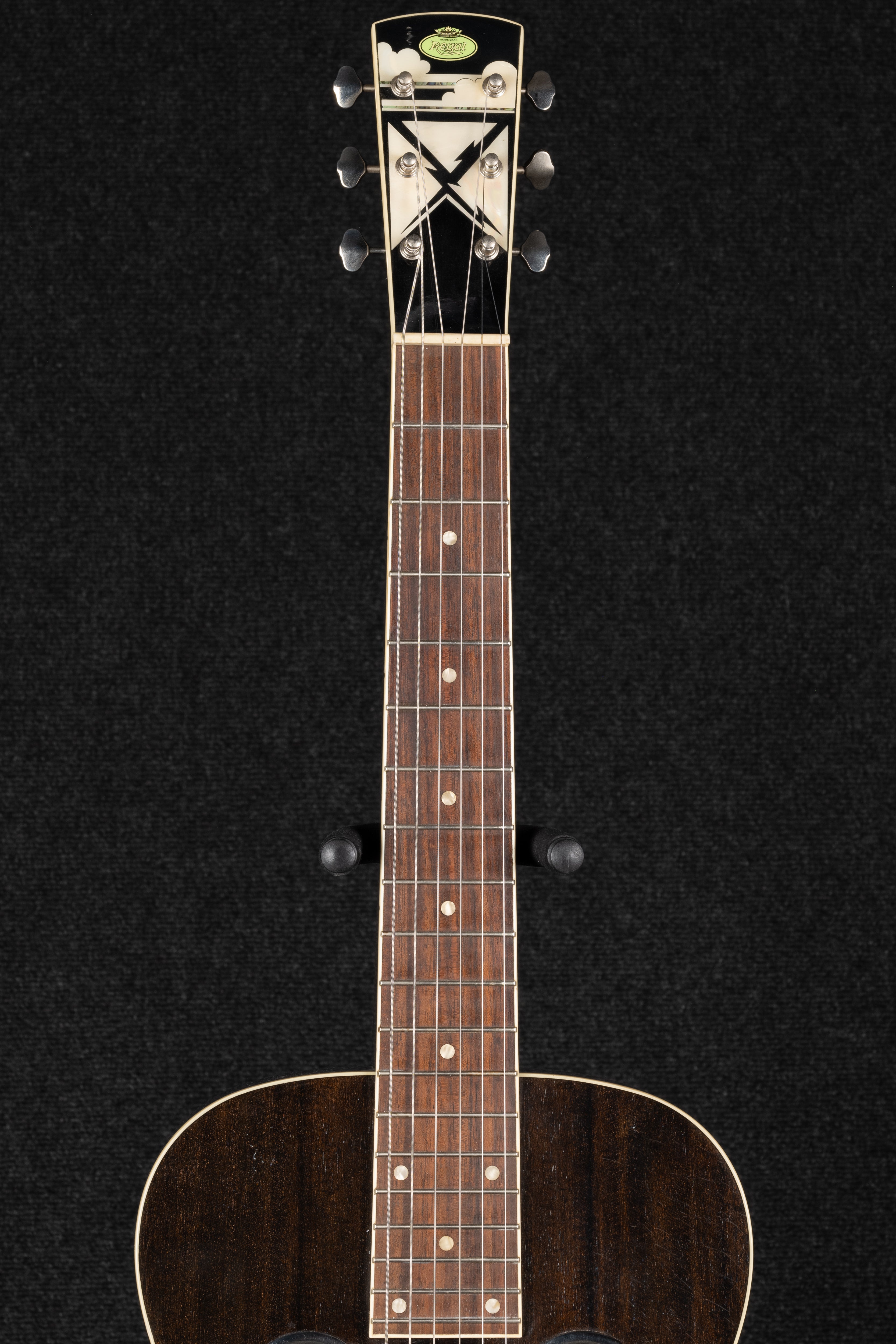 RD-52 Square Neck - Black Lightning