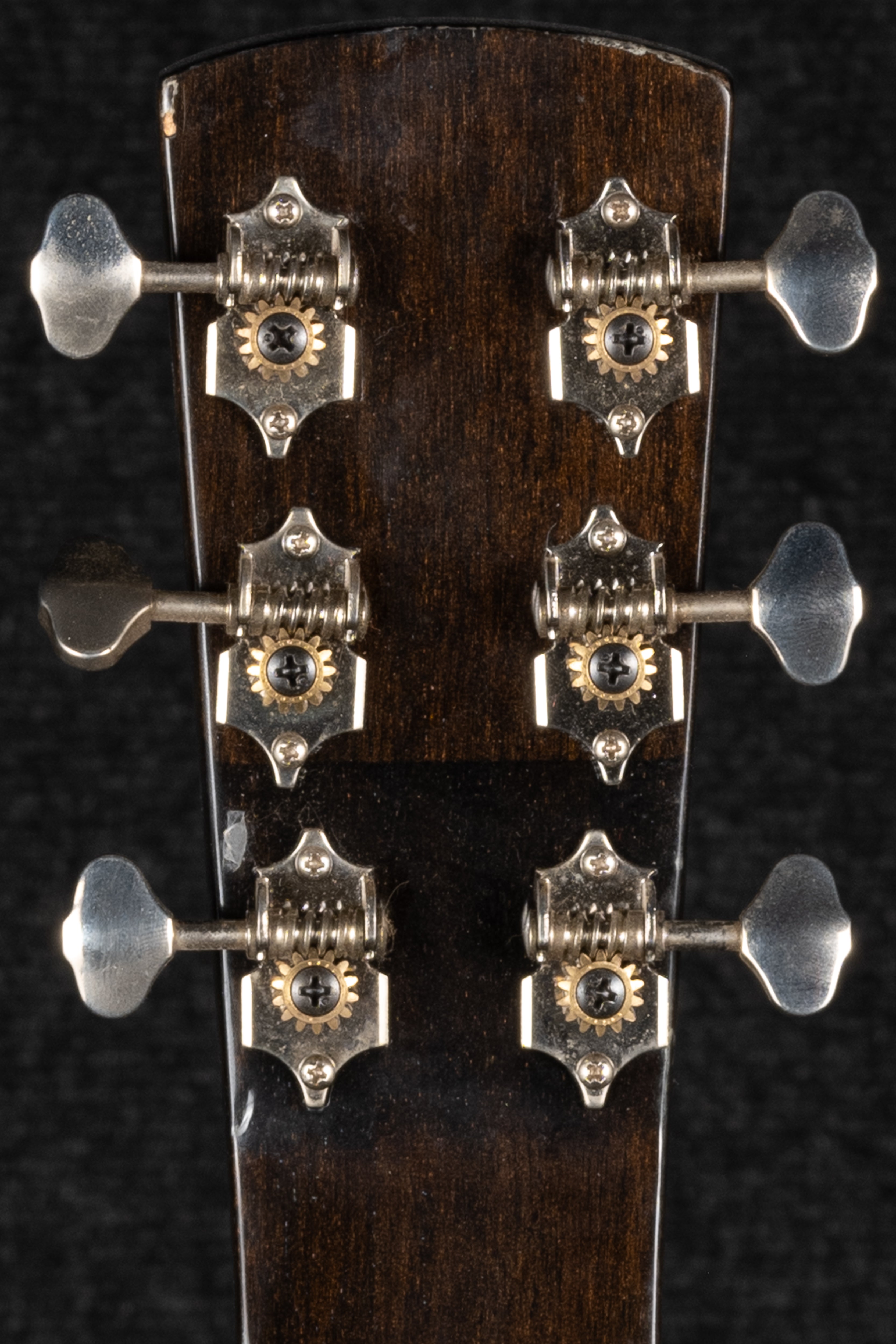 RD-52 Square Neck - Black Lightning