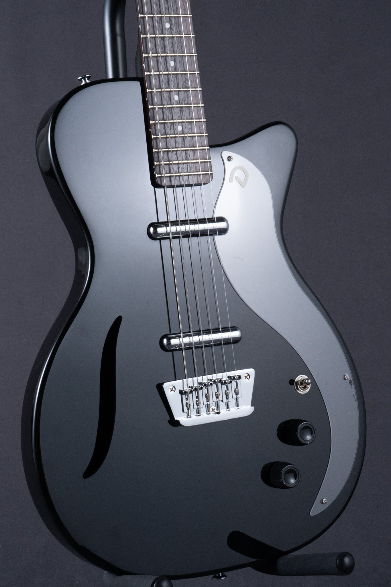 Vintage Baritone - Black