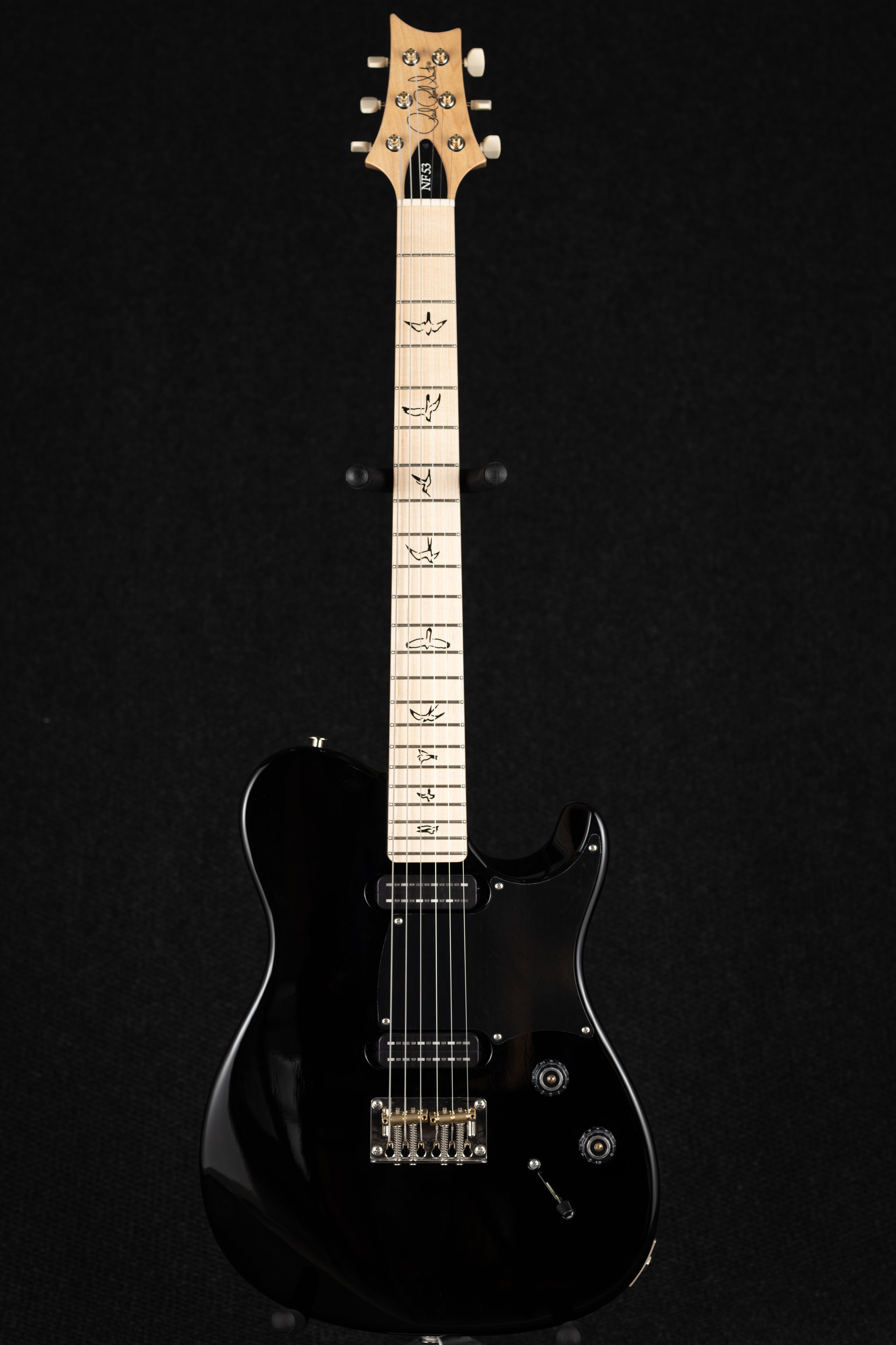 NF 53 - Black