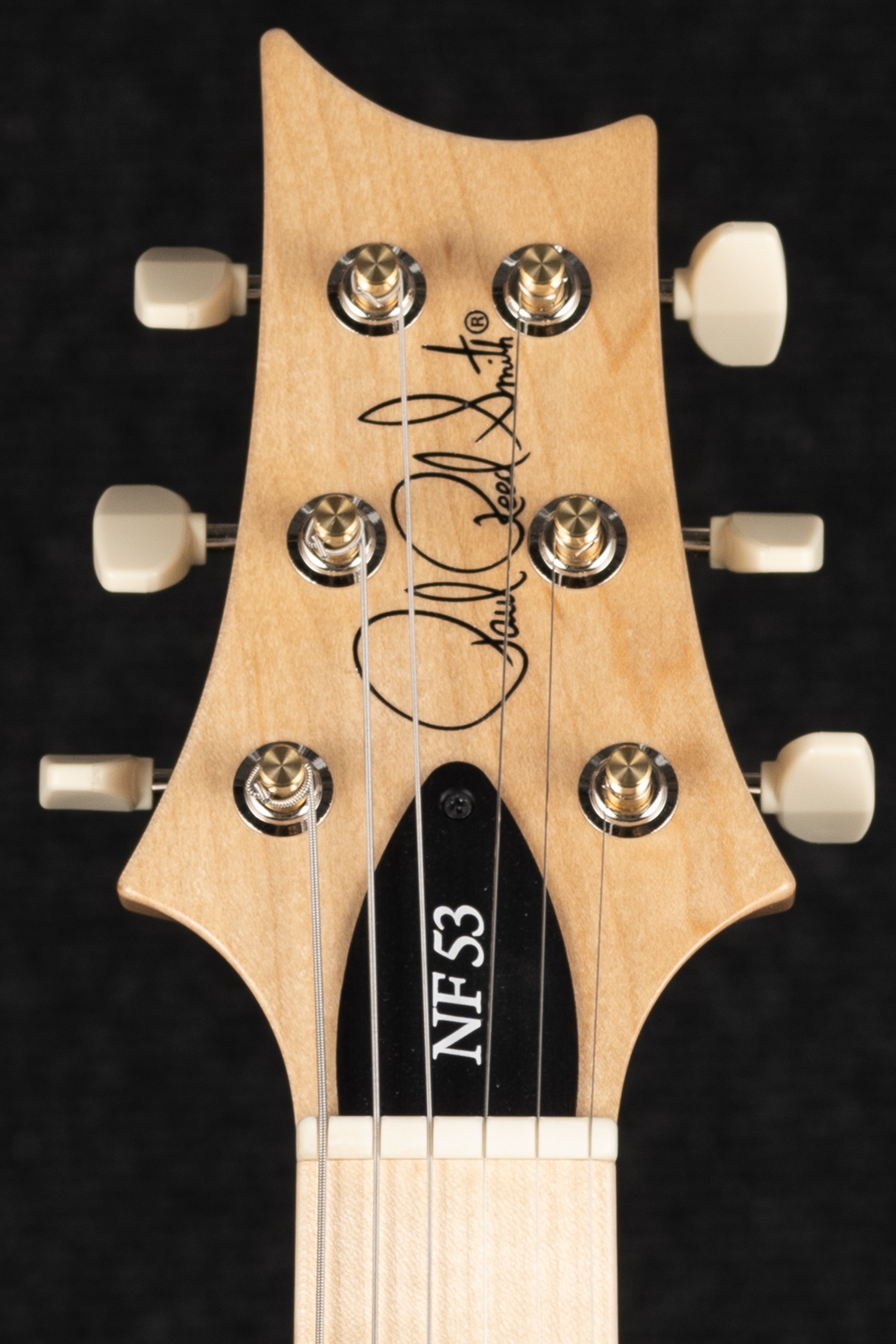 NF 53 - Black