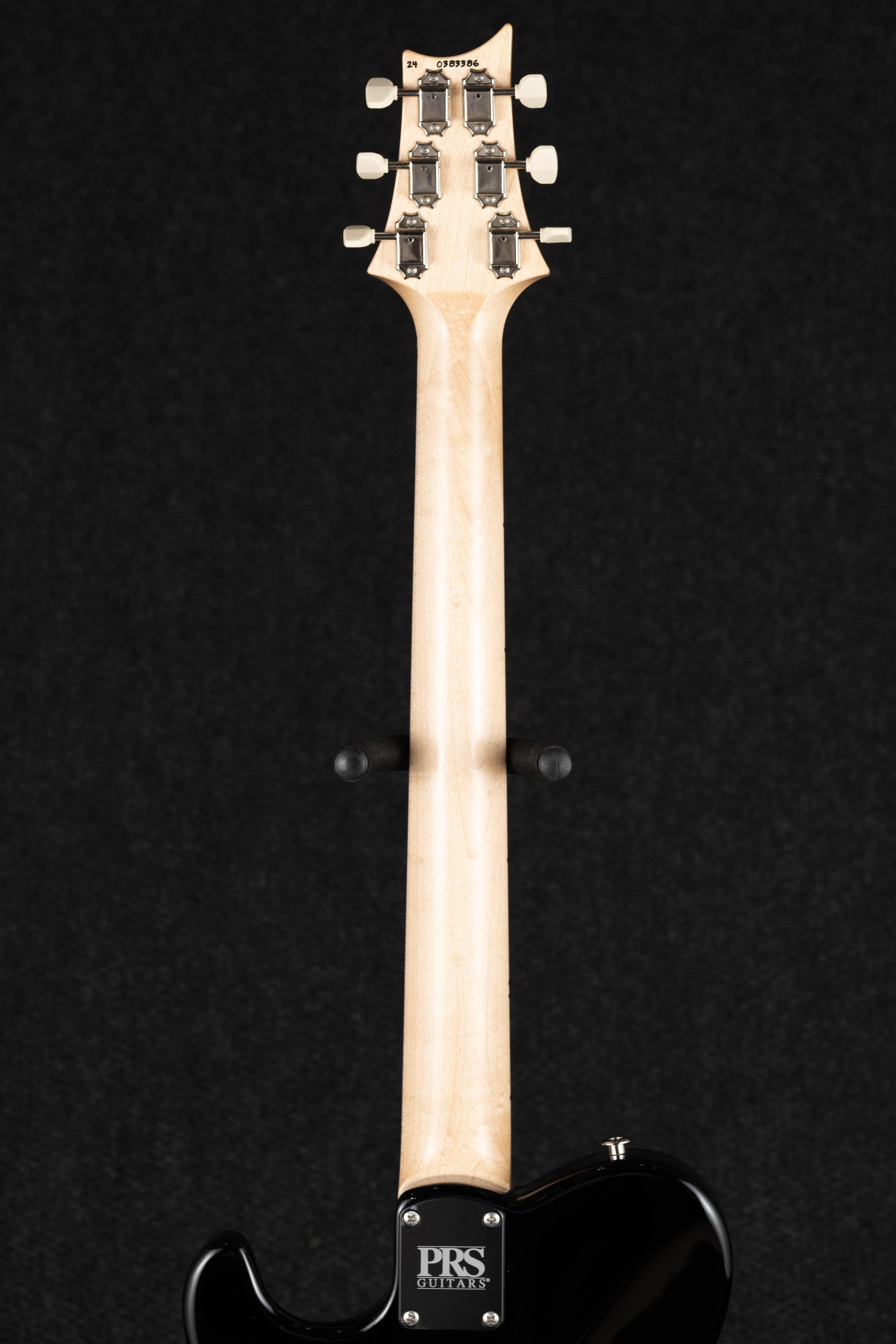 NF 53 - Black