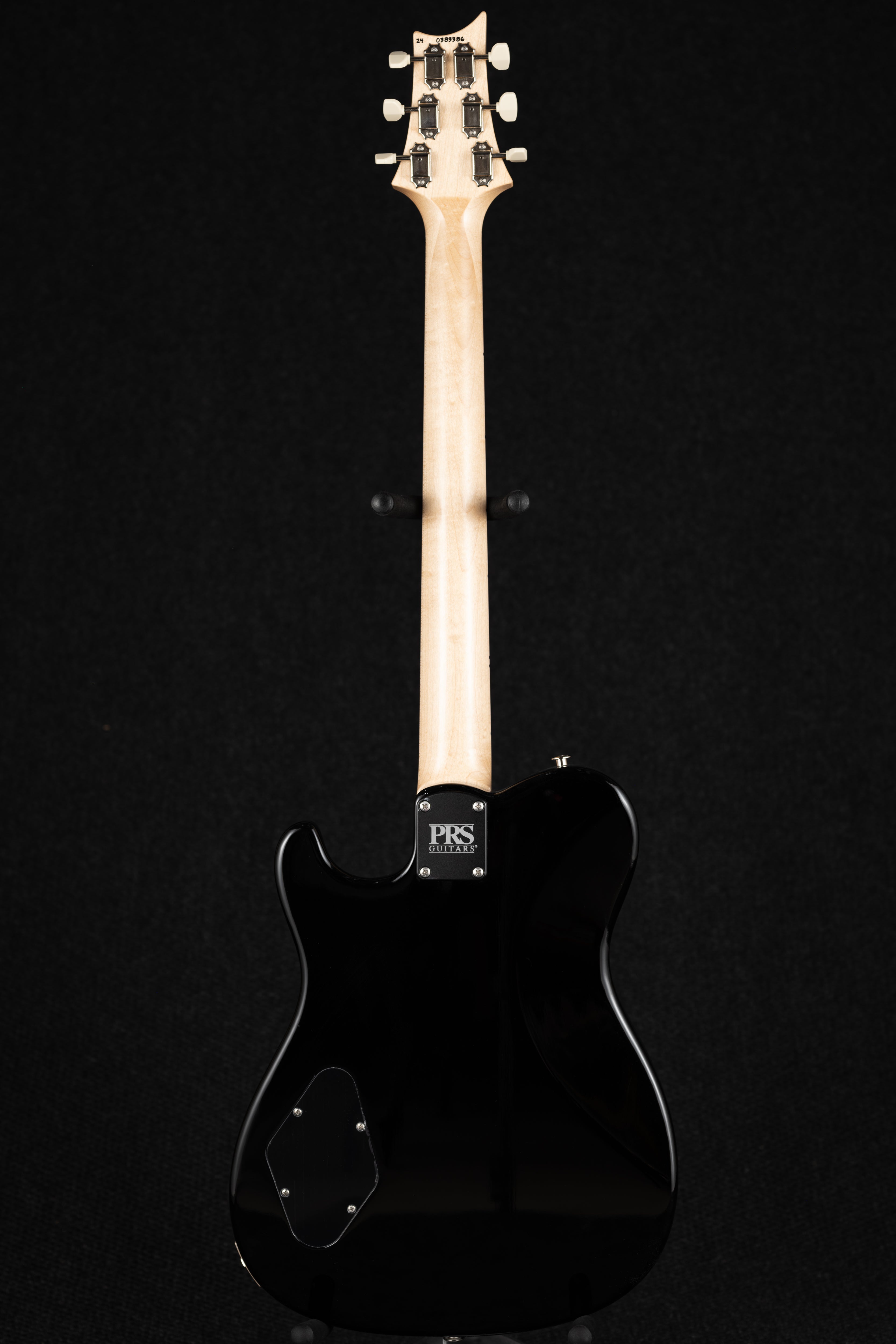 NF 53 - Black