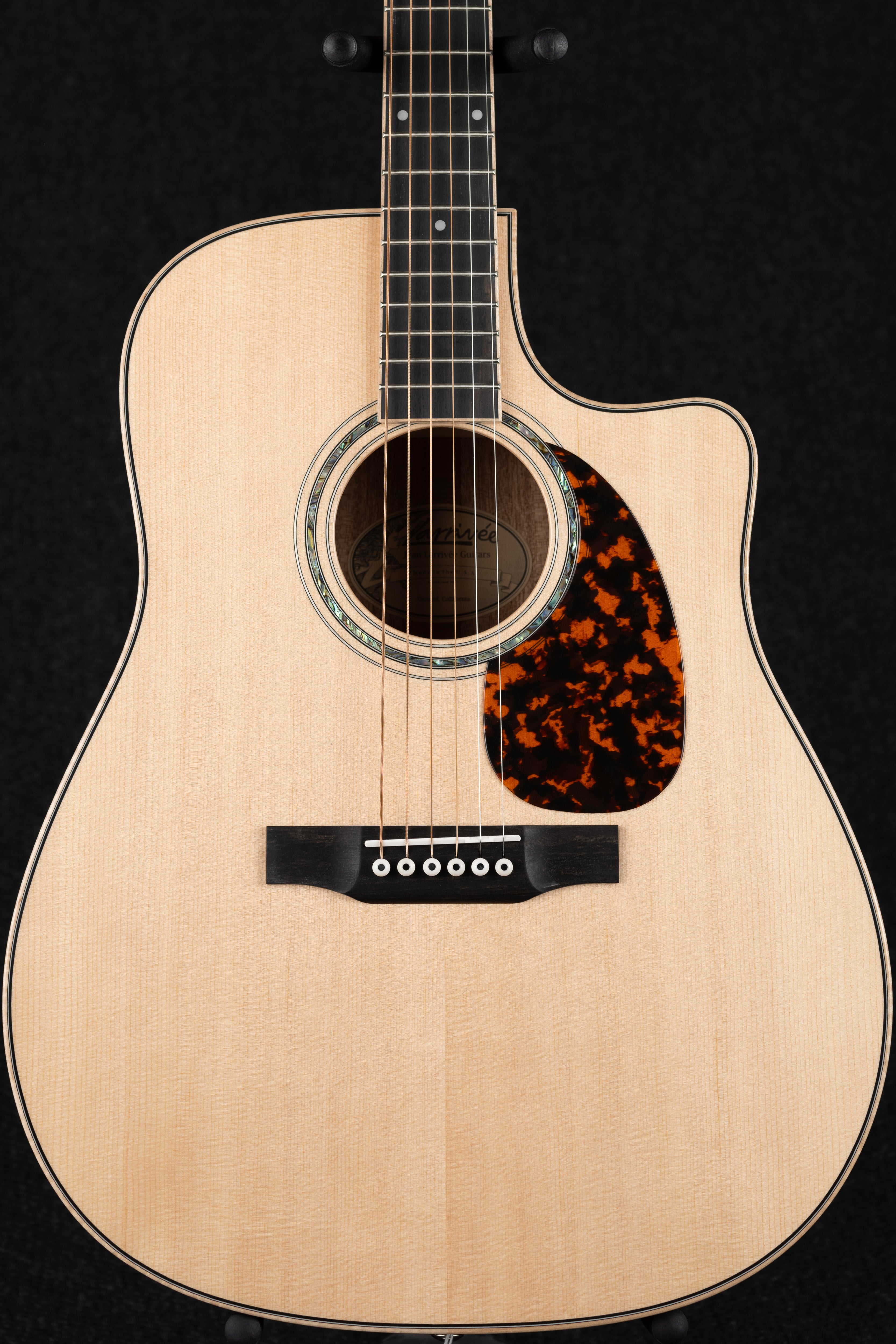 DV-05 Mahogany Standard - Natural
