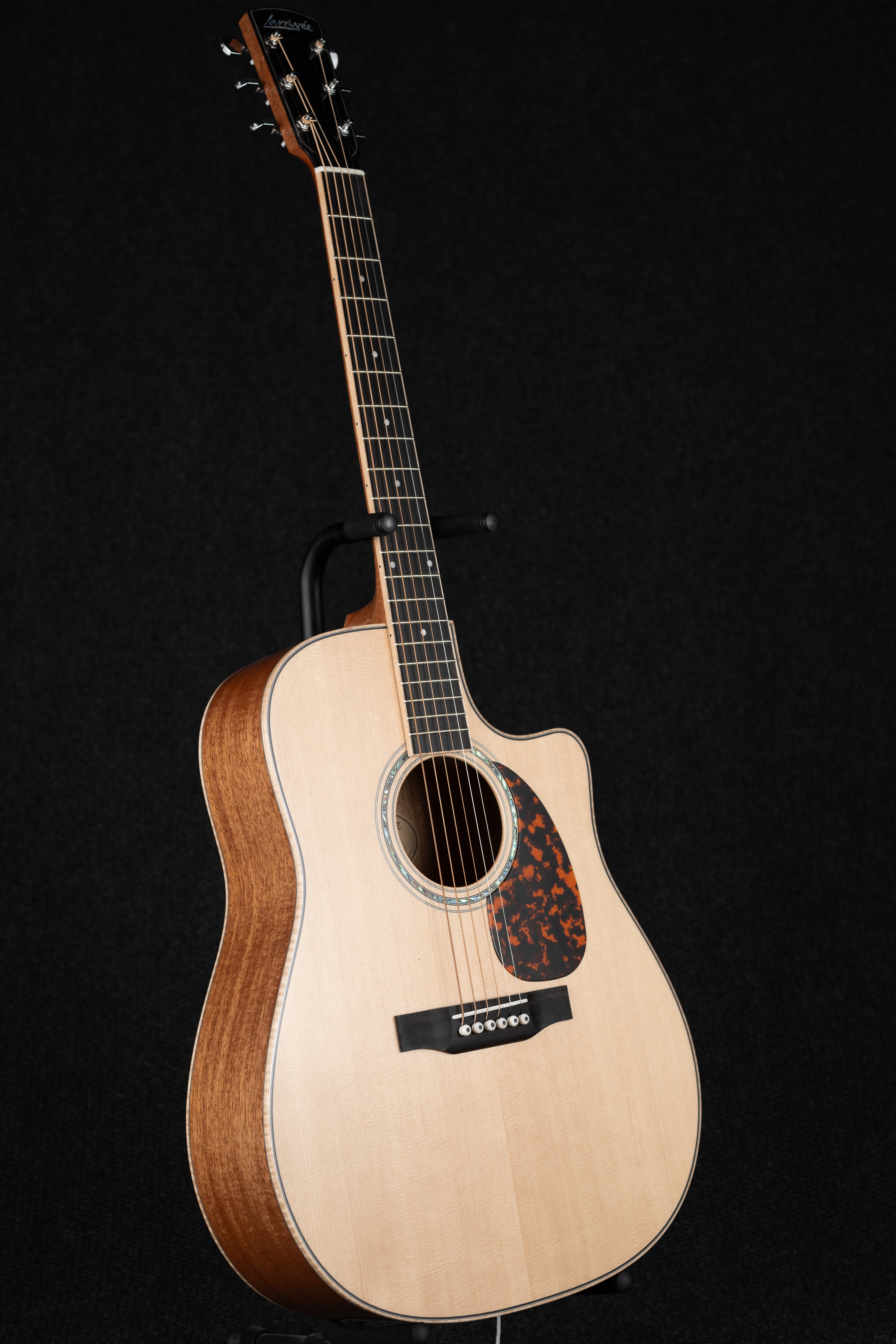 DV-05 Mahogany Standard - Natural