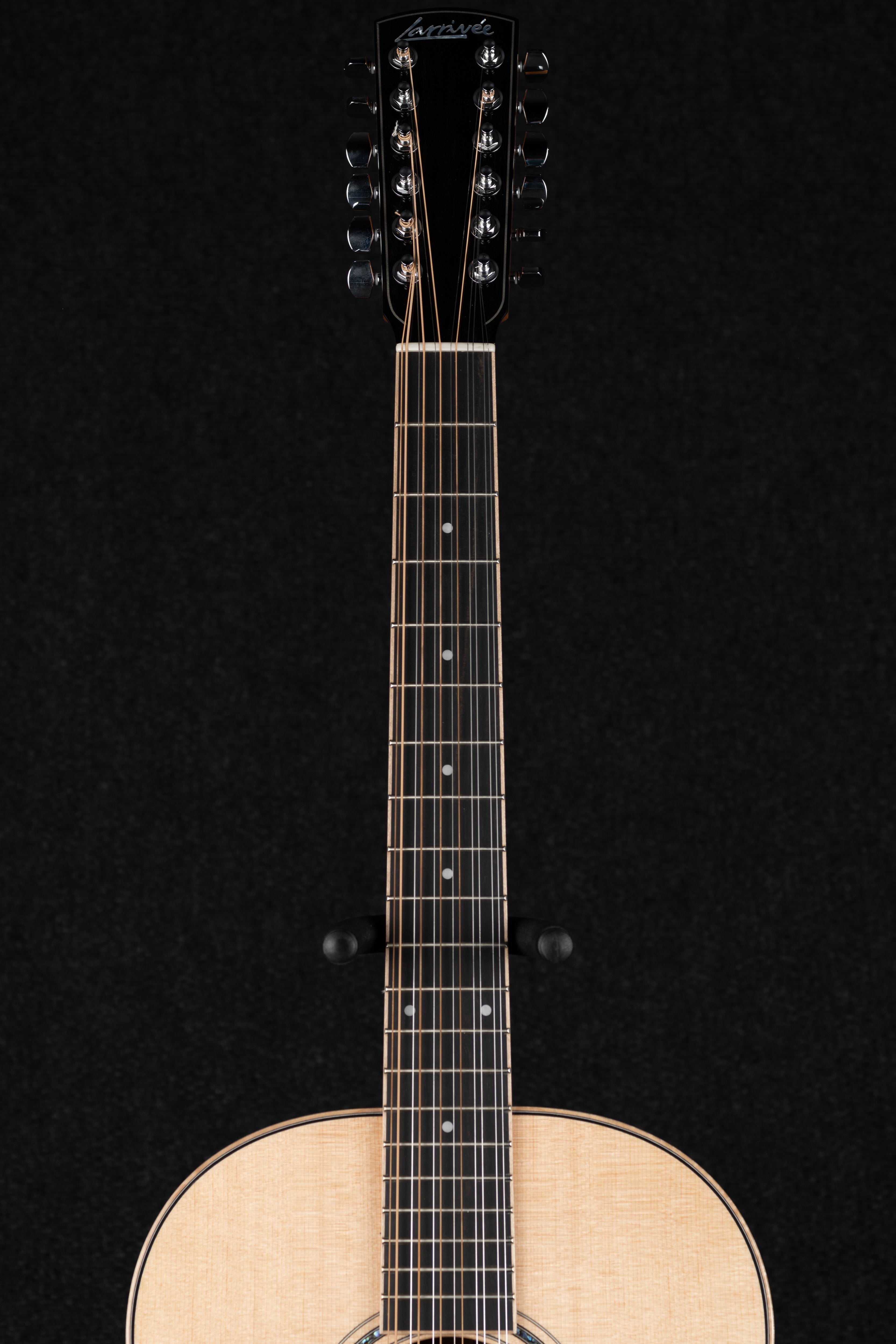 L-05-12 Mahogany - Natural