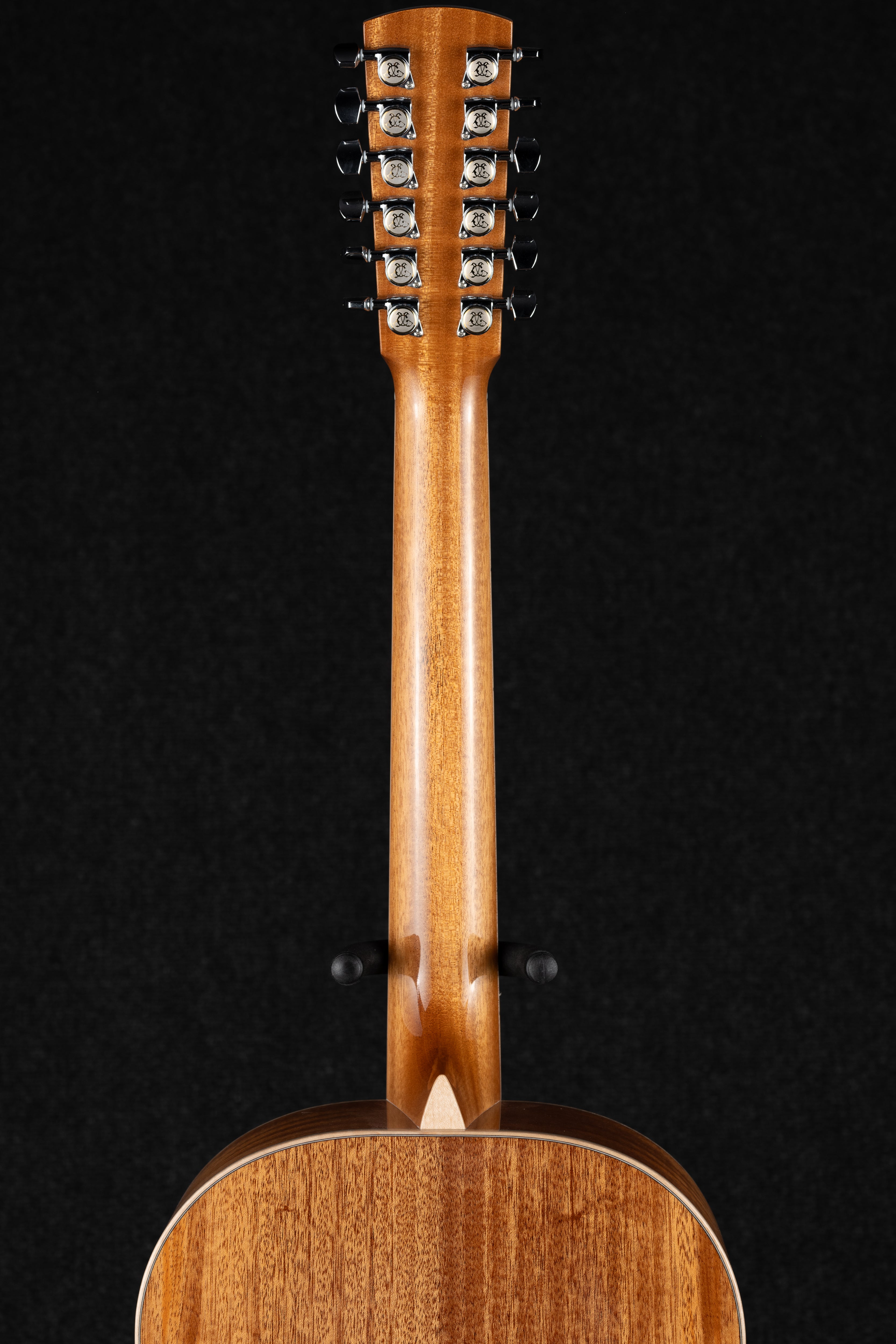 L-05-12 Mahogany - Natural