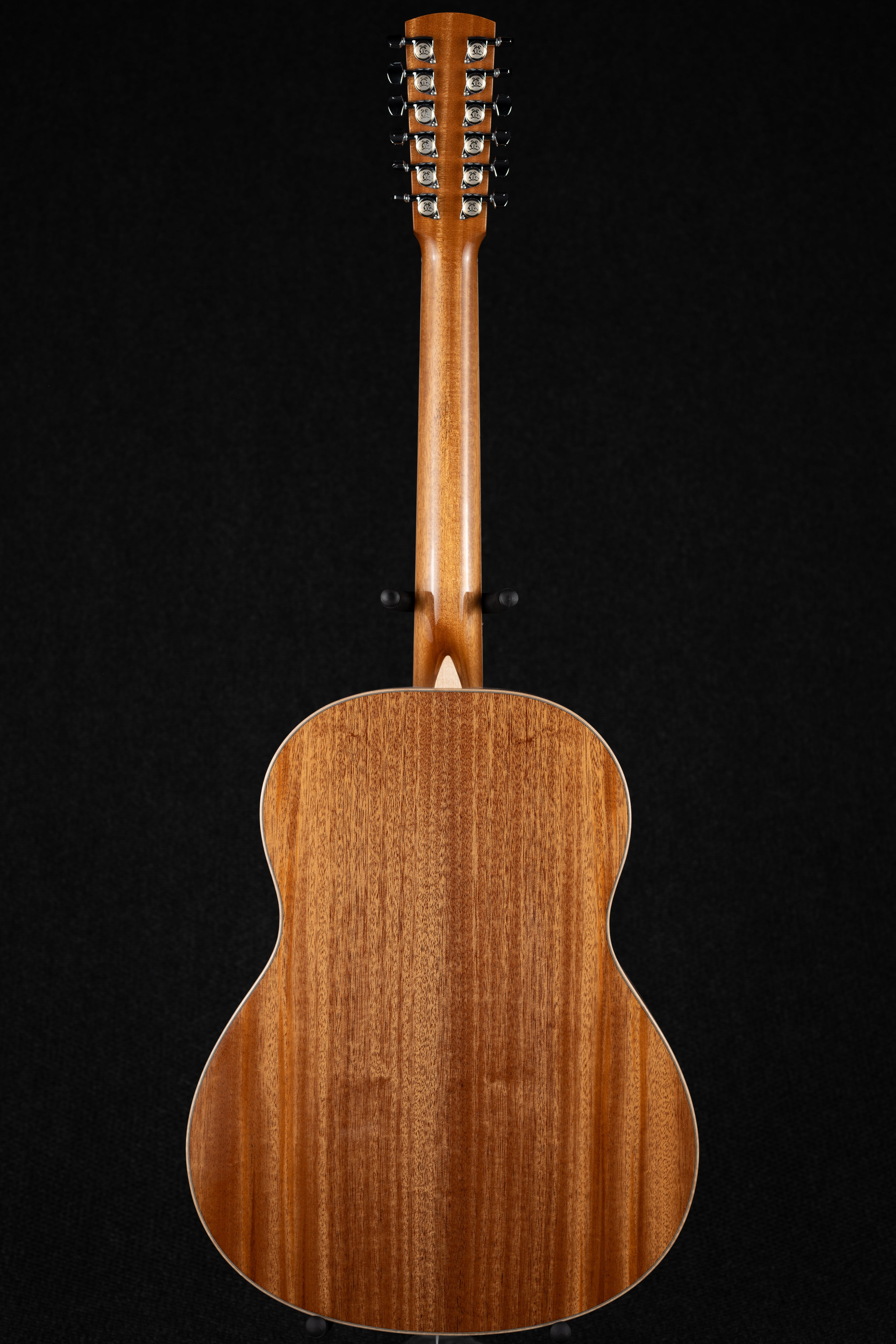 L-05-12 Mahogany - Natural