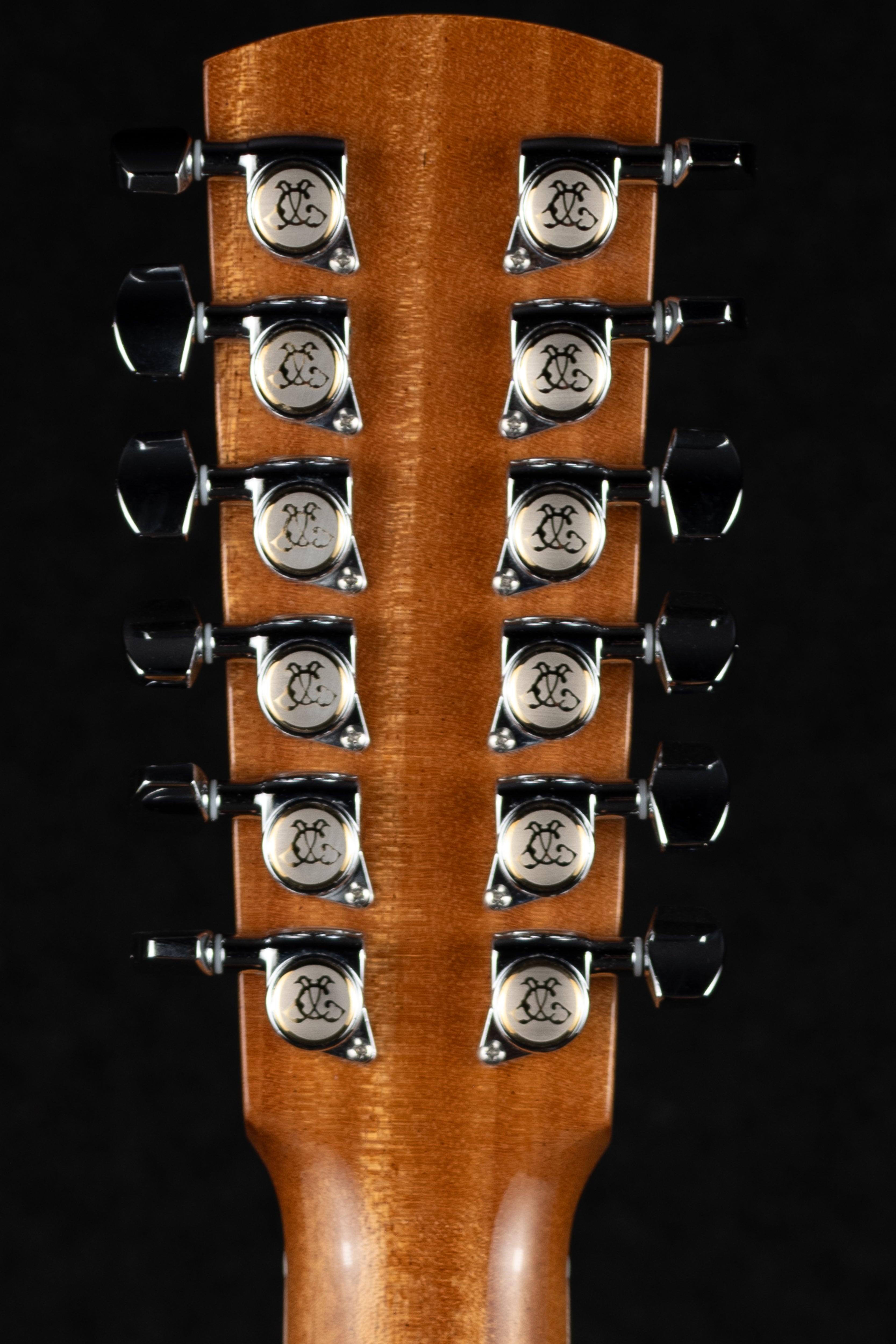 L-05-12 Mahogany - Natural