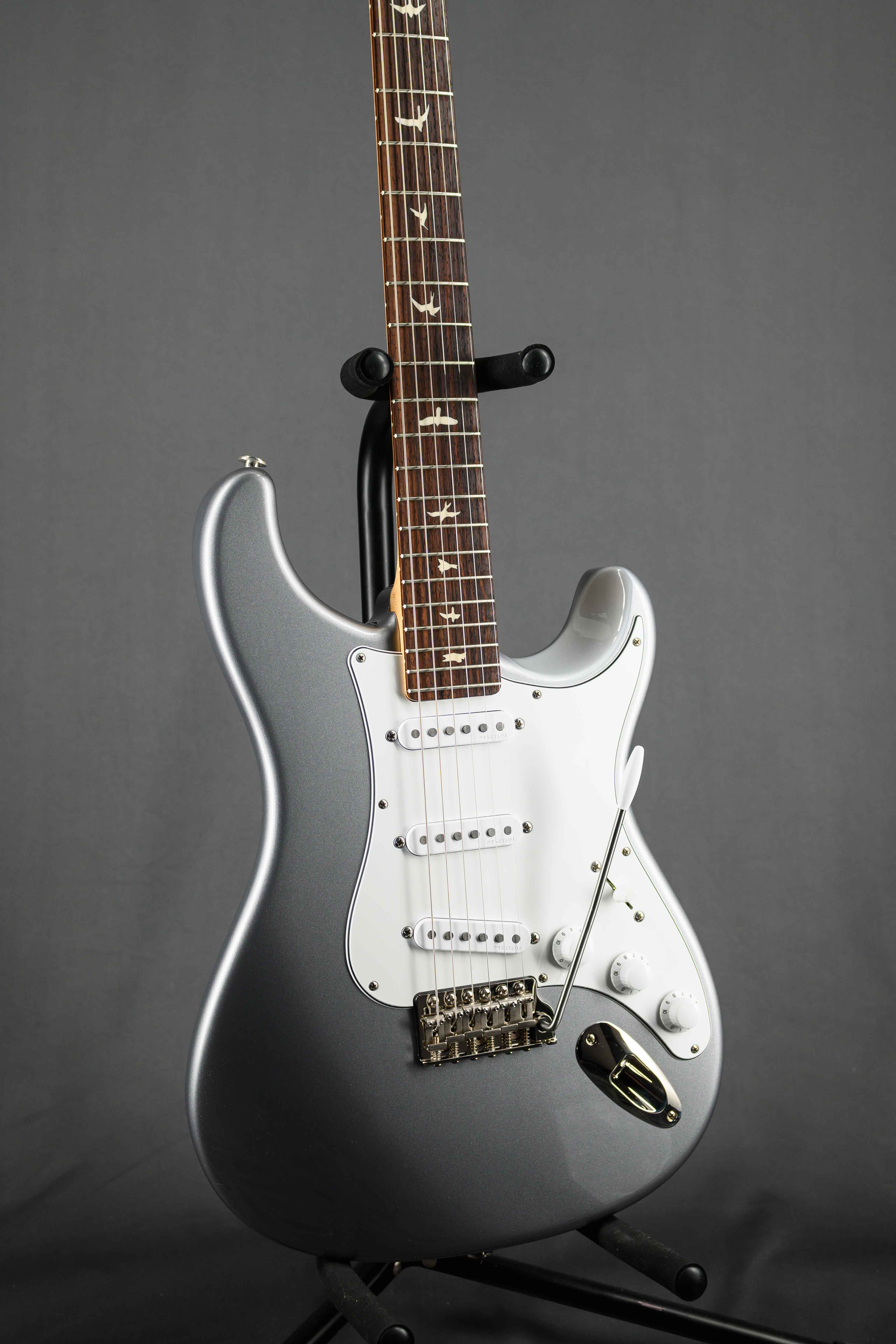 Silver Sky - Tungsten with Rosewood Fingerboard