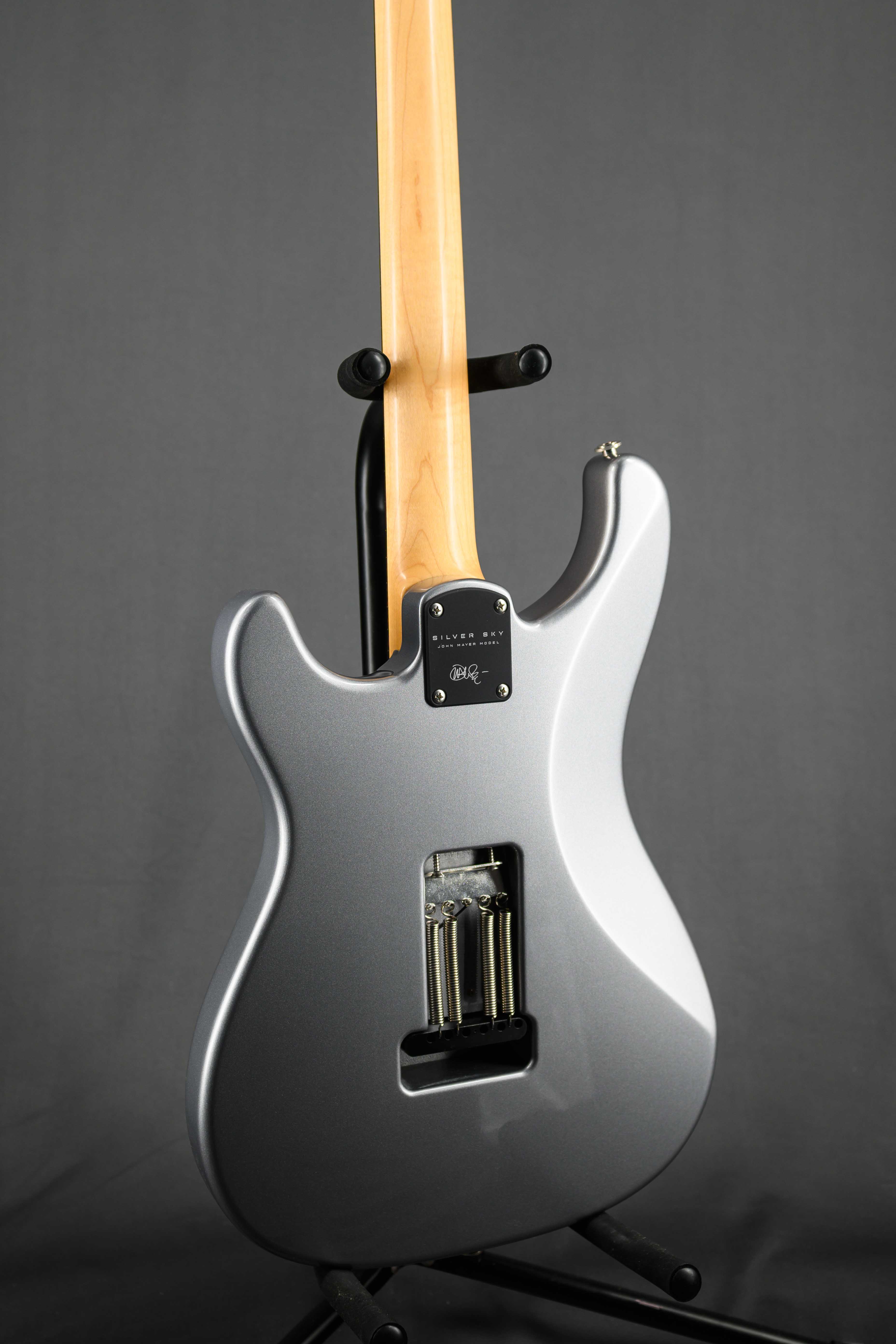 Silver Sky - Tungsten with Rosewood Fingerboard