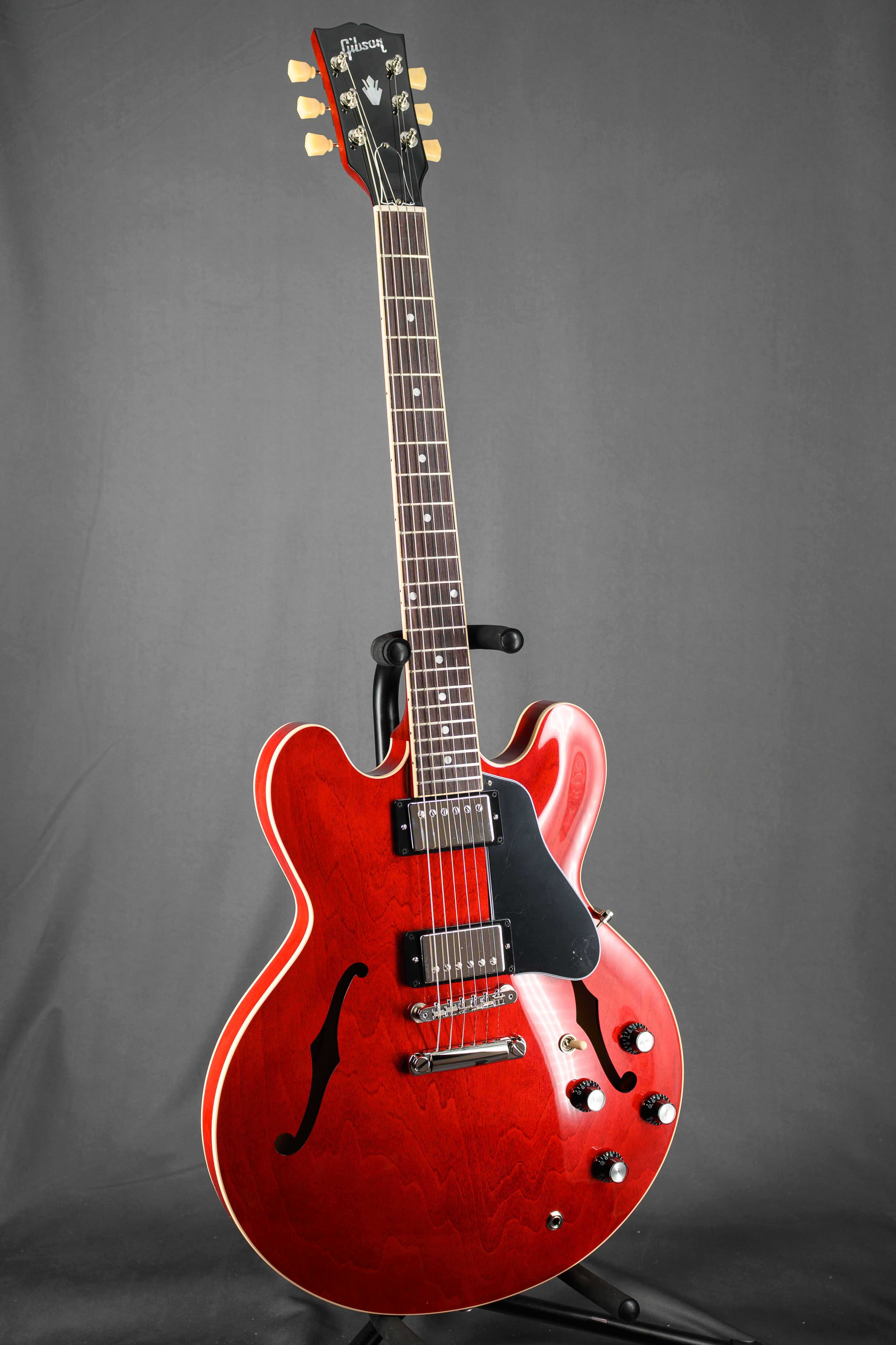 ES-335 - Gloss Cherry