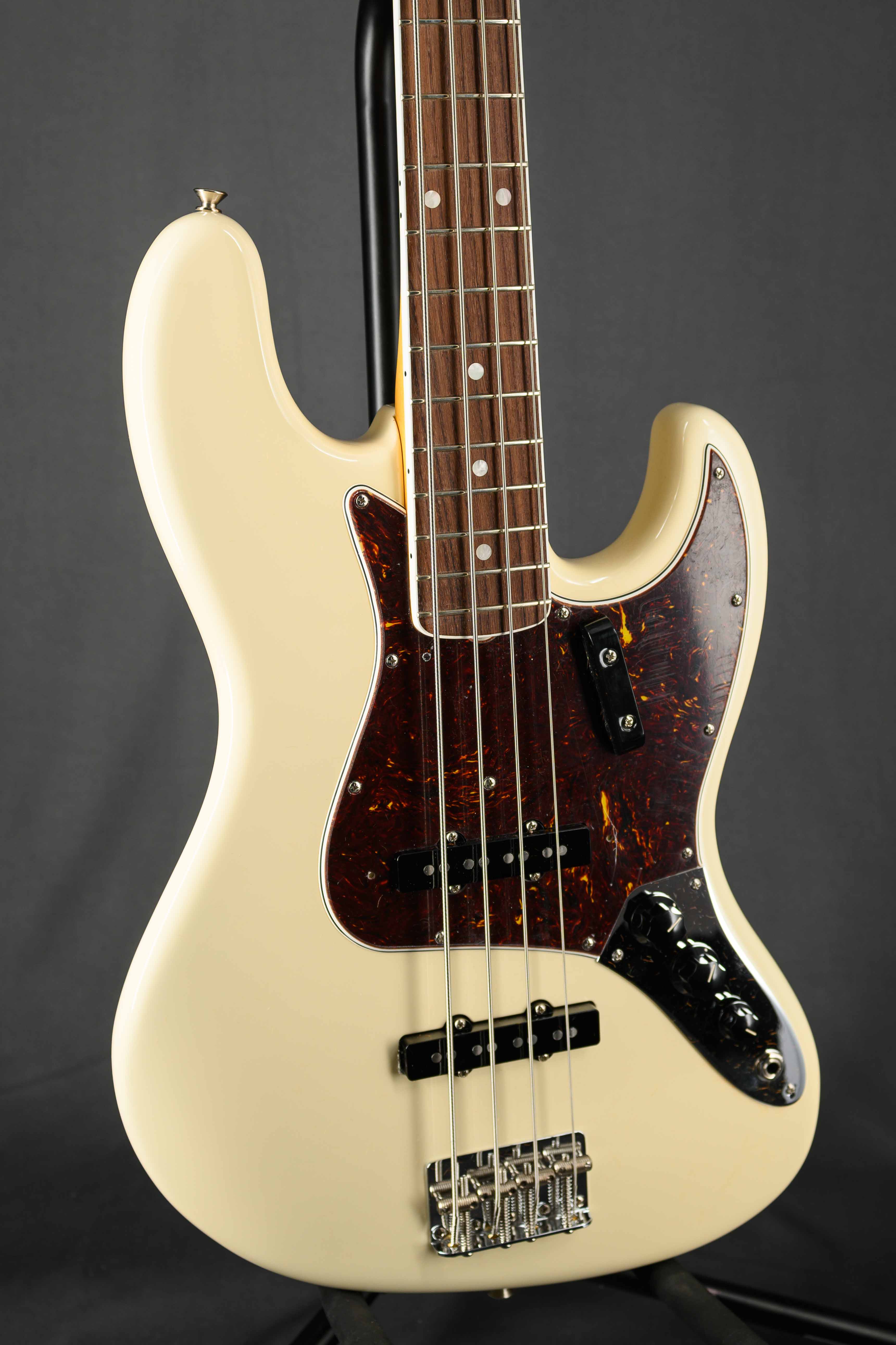 '66 American Vintage II Jazz Bass Reissue - Olympic White