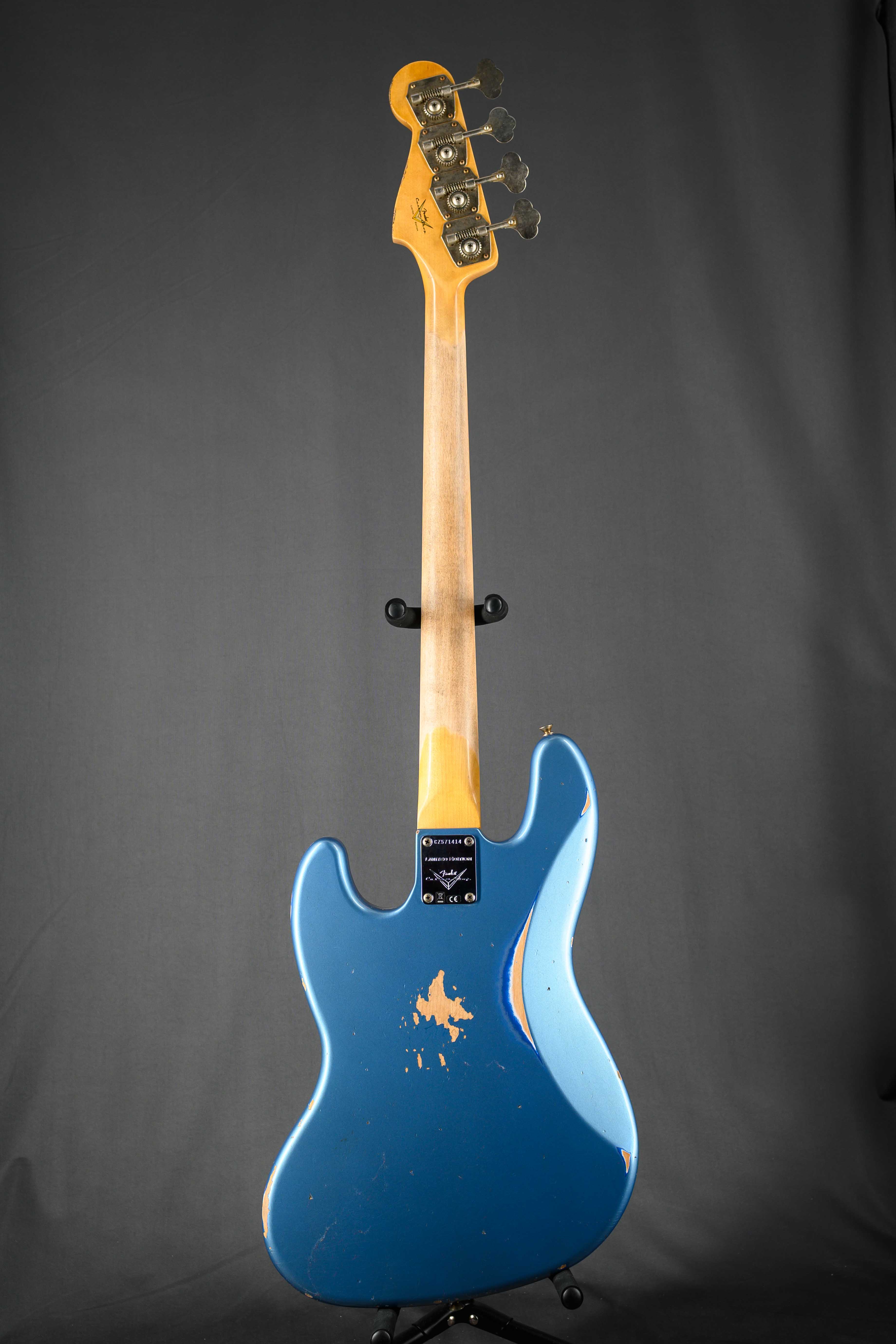 Limited Edition '60 Jazz Bass Relic Reissue - Lake Placid Blue