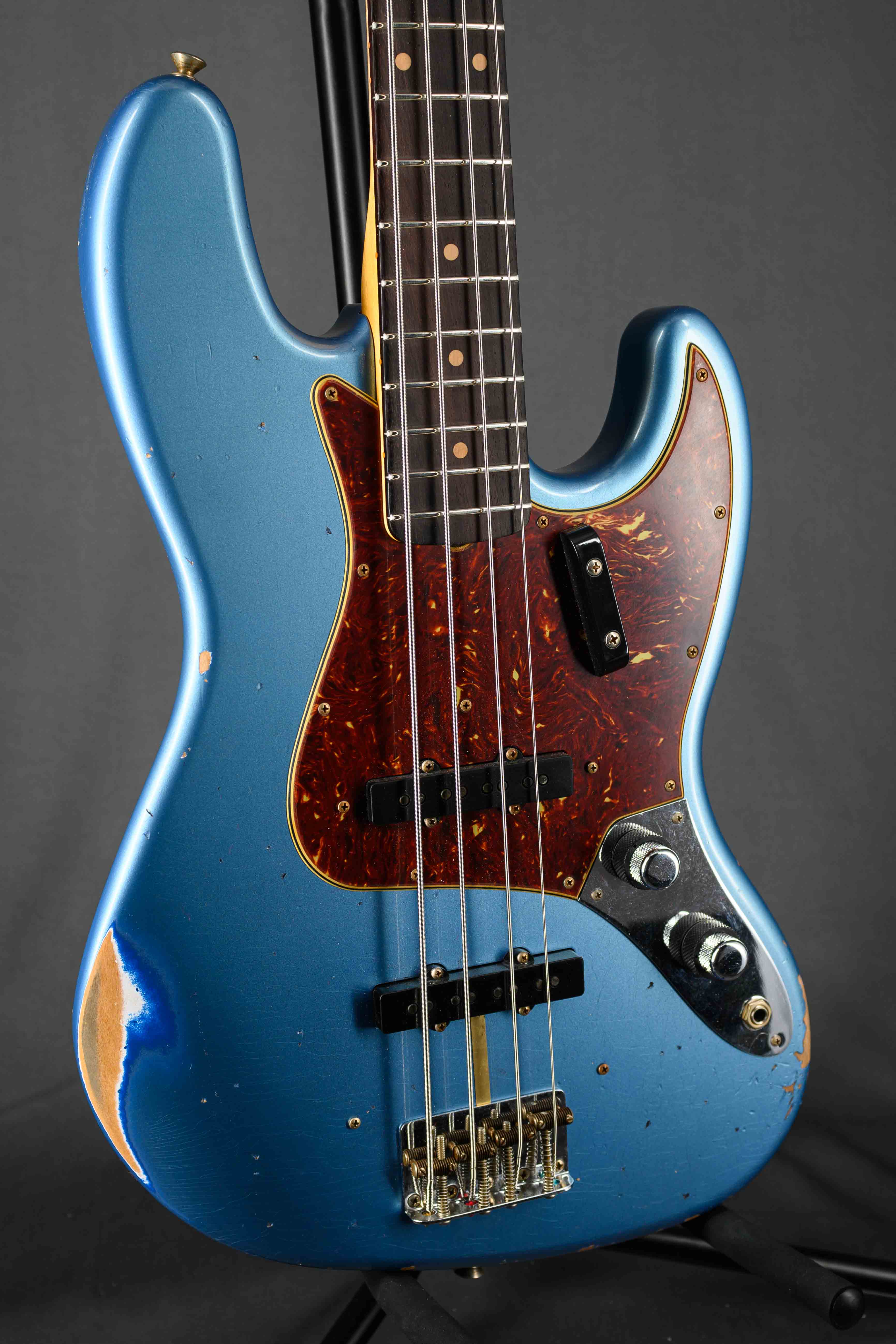 Limited Edition '60 Jazz Bass Relic Reissue - Lake Placid Blue