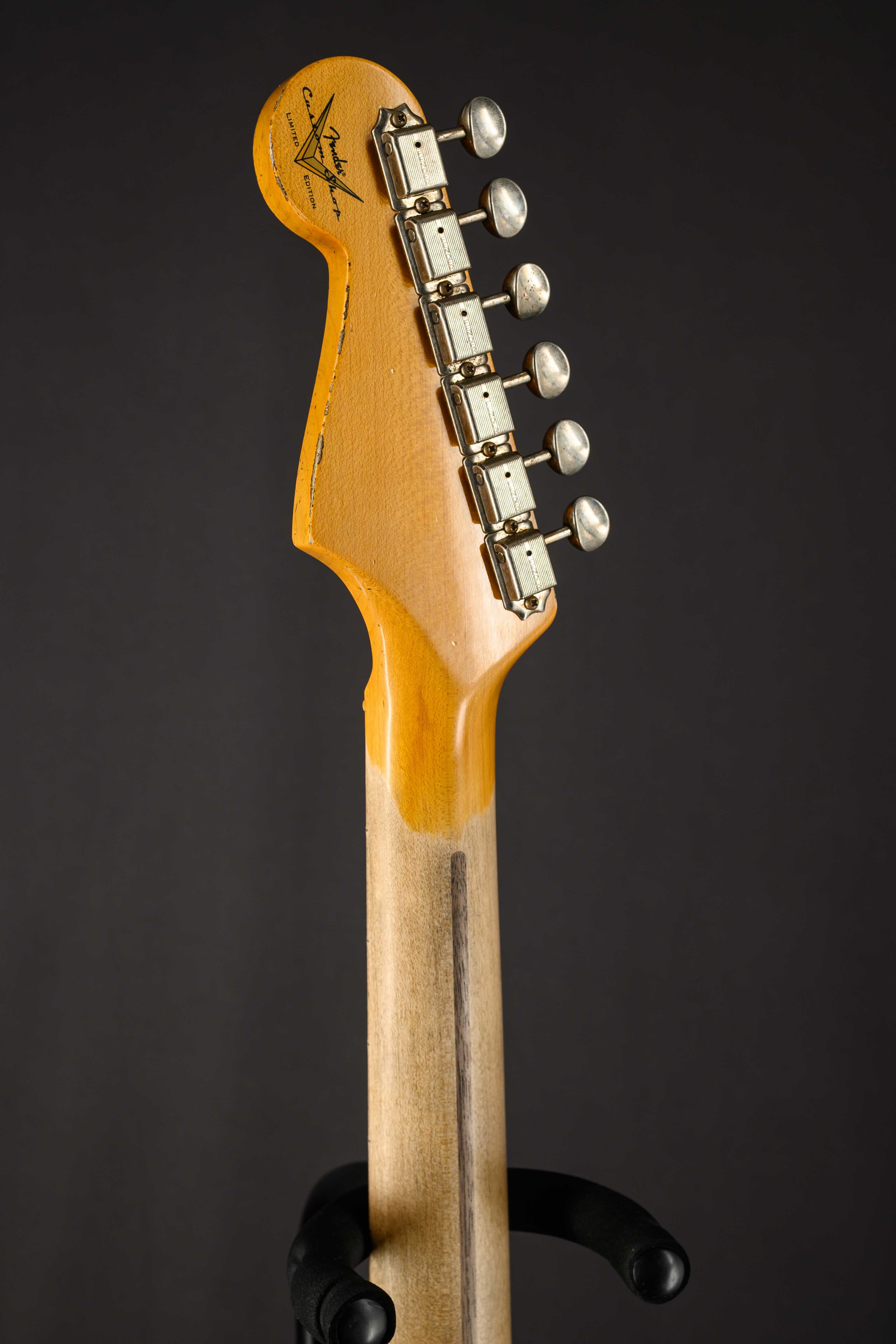 '57 Stratocaster Relic Tremolo - 2-Tone Sunburst