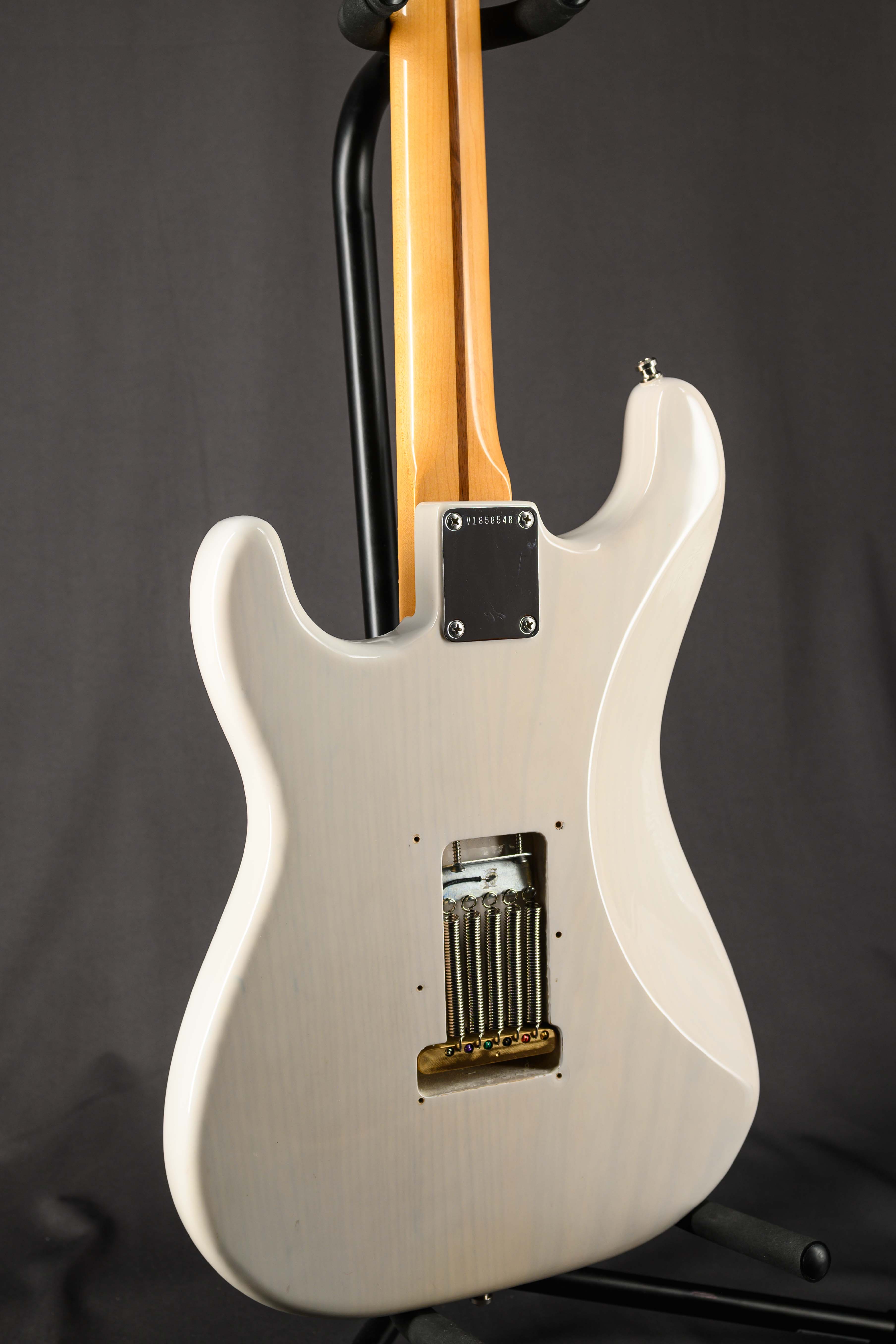American Original '50s Stratocaster, Maple Fingerboard - White Blonde