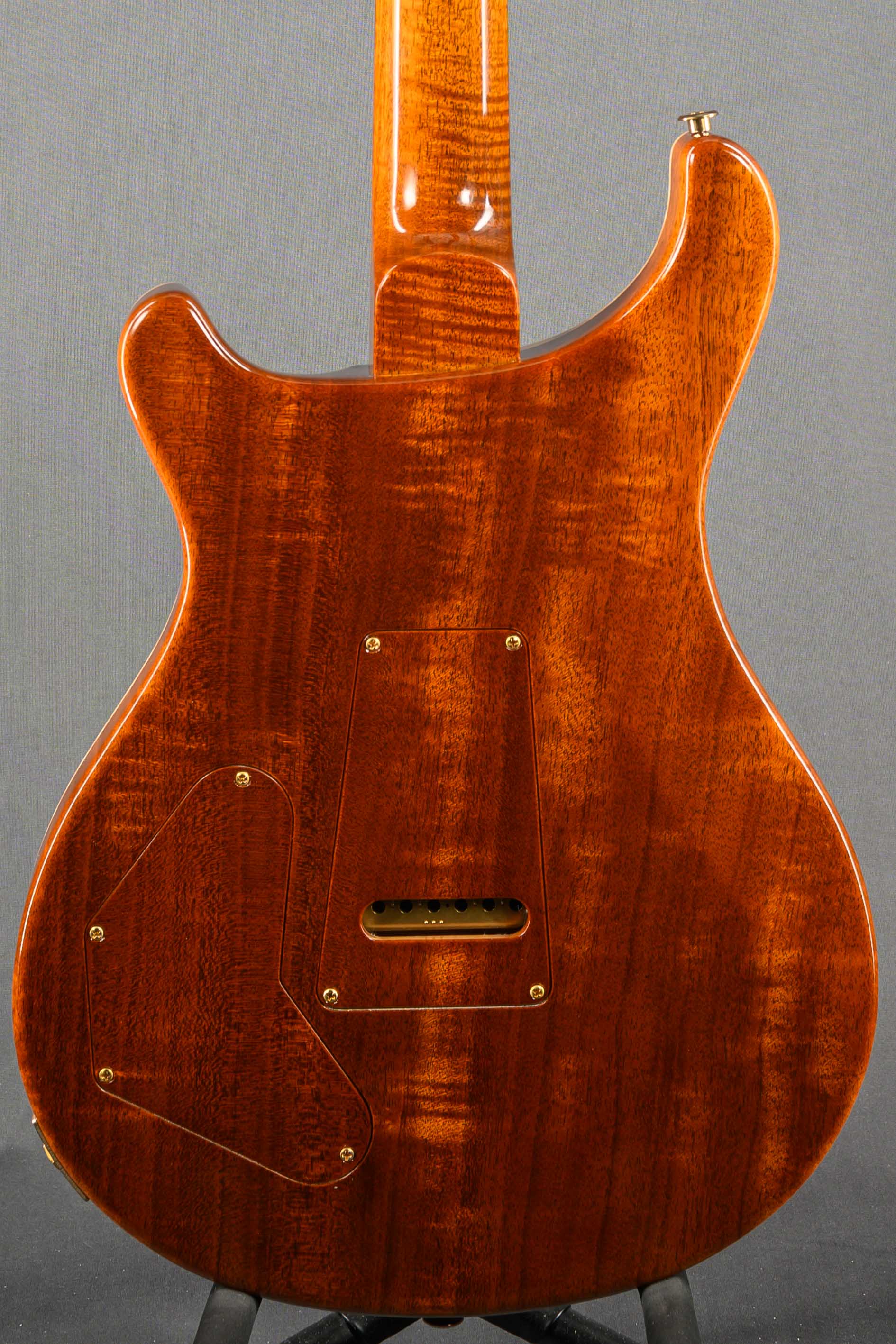 DGT Signature Private Stock #10448 - Dragon's Breath