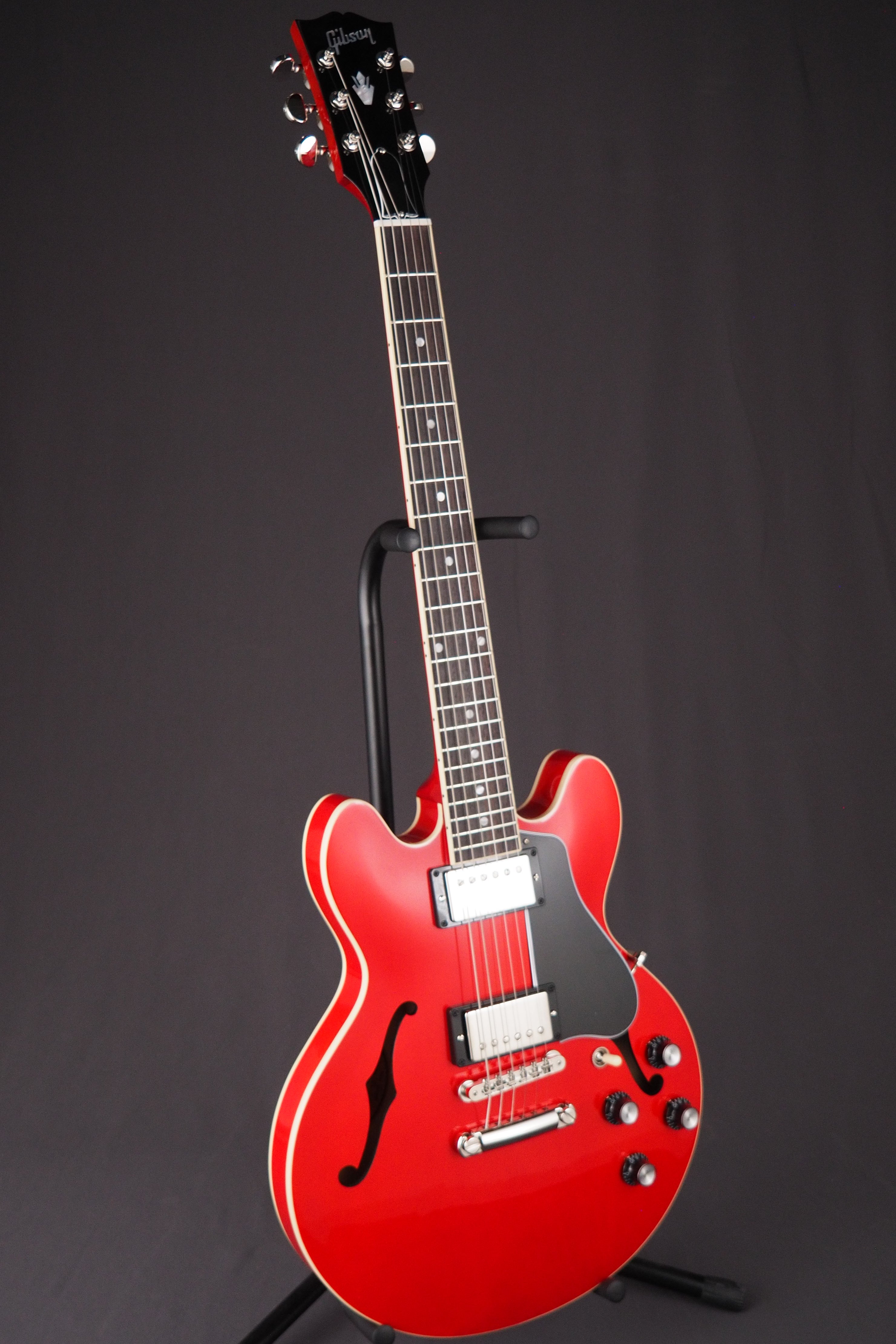 ES-339 - Cherry