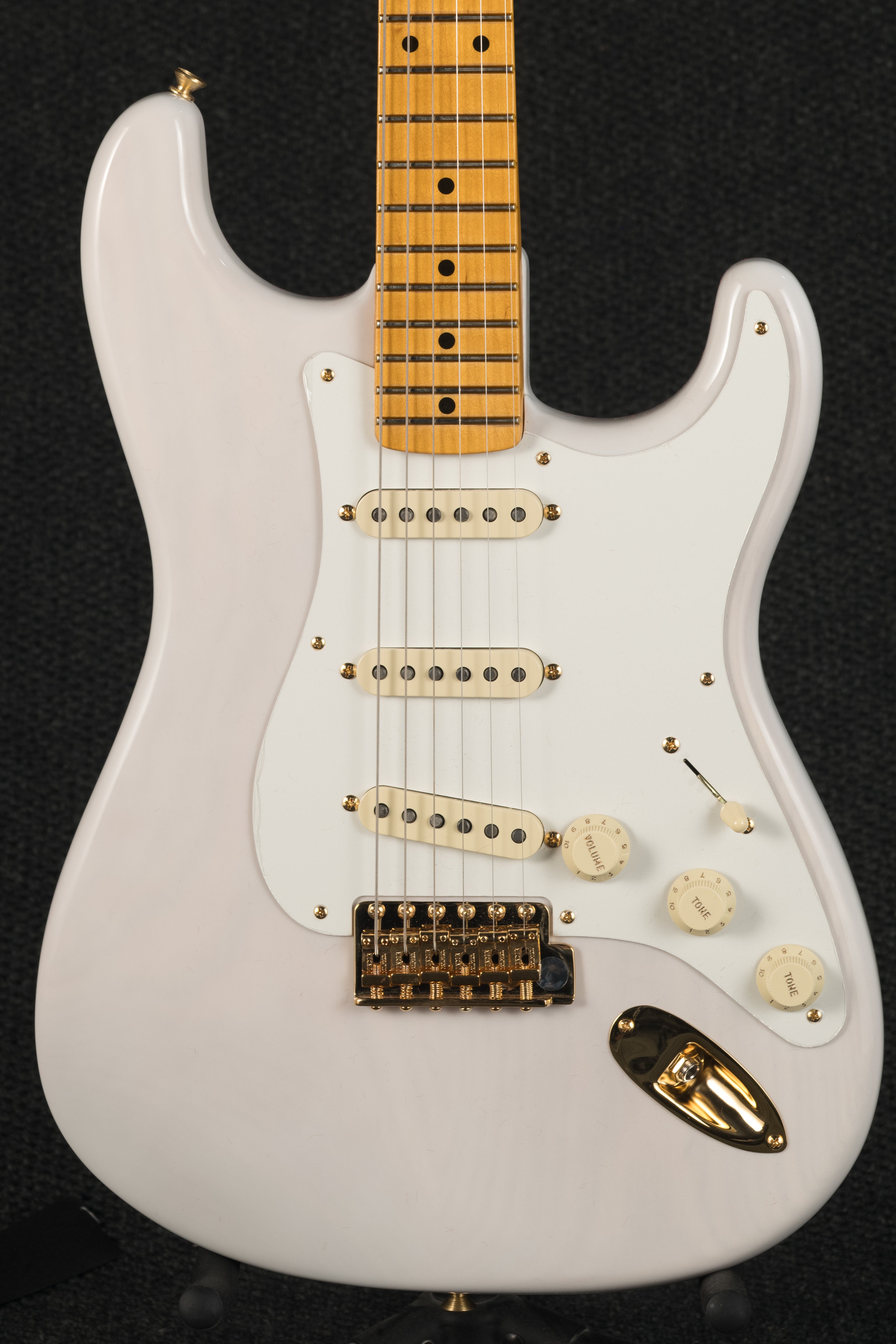 1957 American Vintage Stratocaster - White Blonde Ash