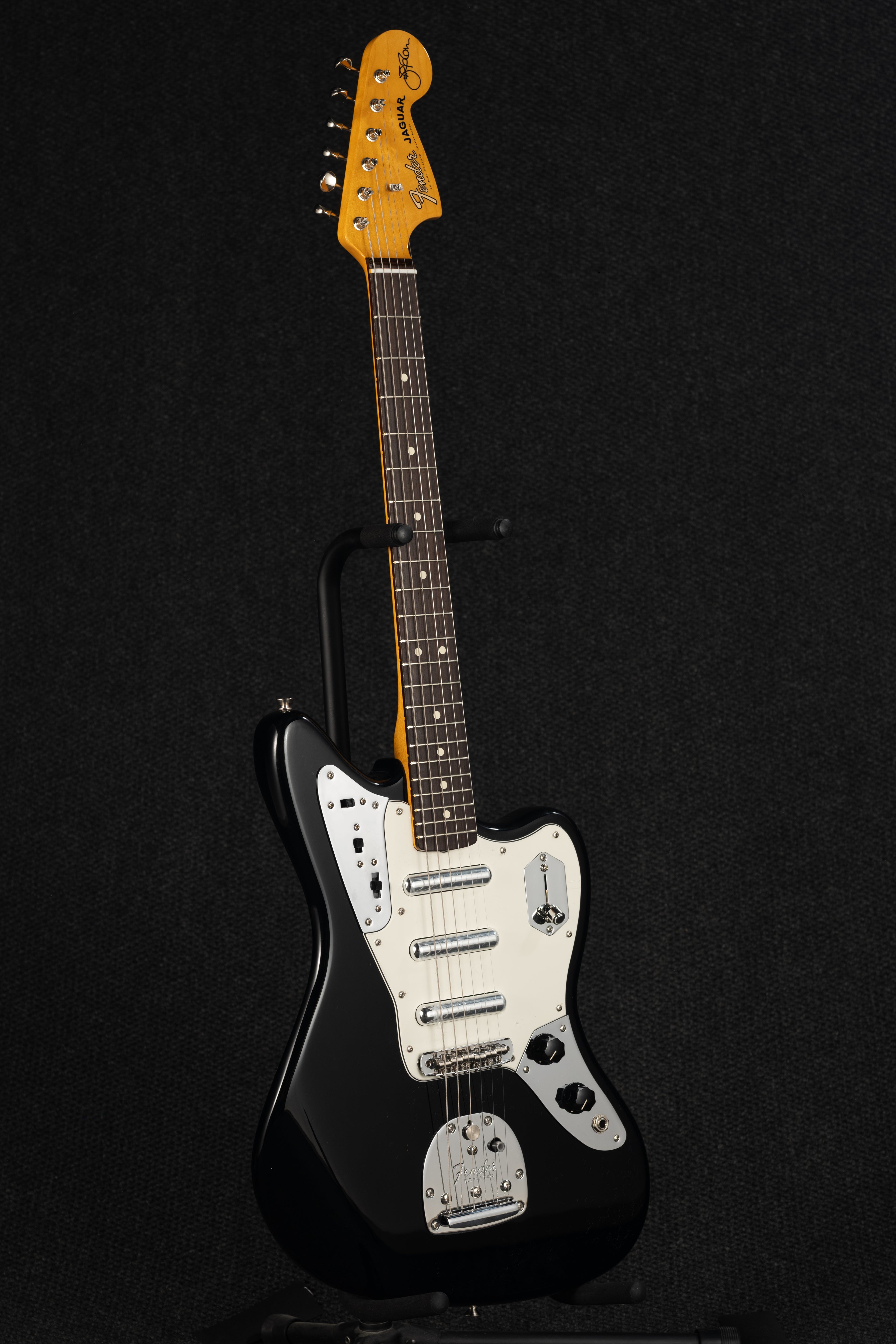Johnny Marr Special Lipstick Jaguar Black