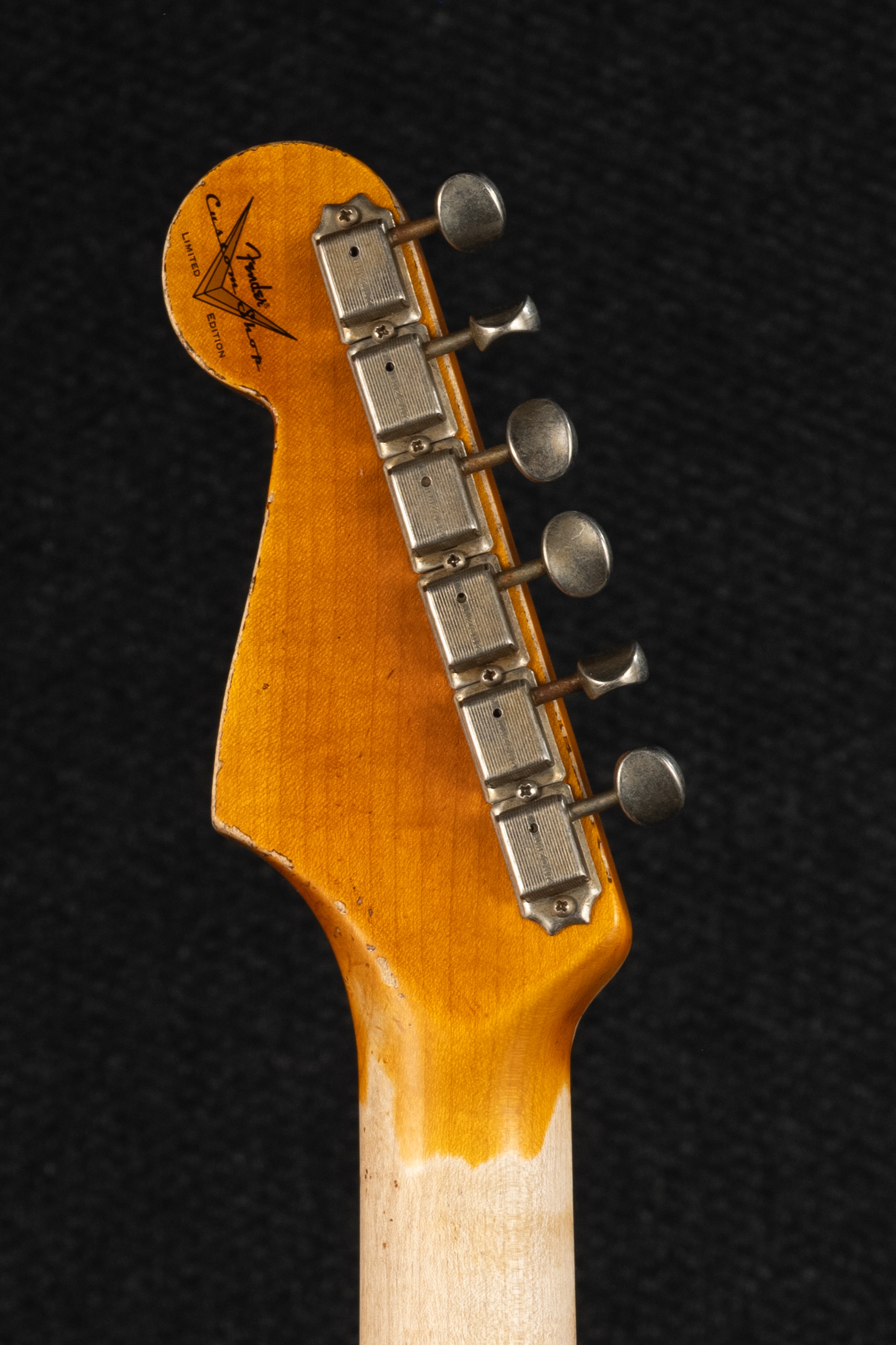 1959 Heavy Relic Stratocaster - Black over Sunburst