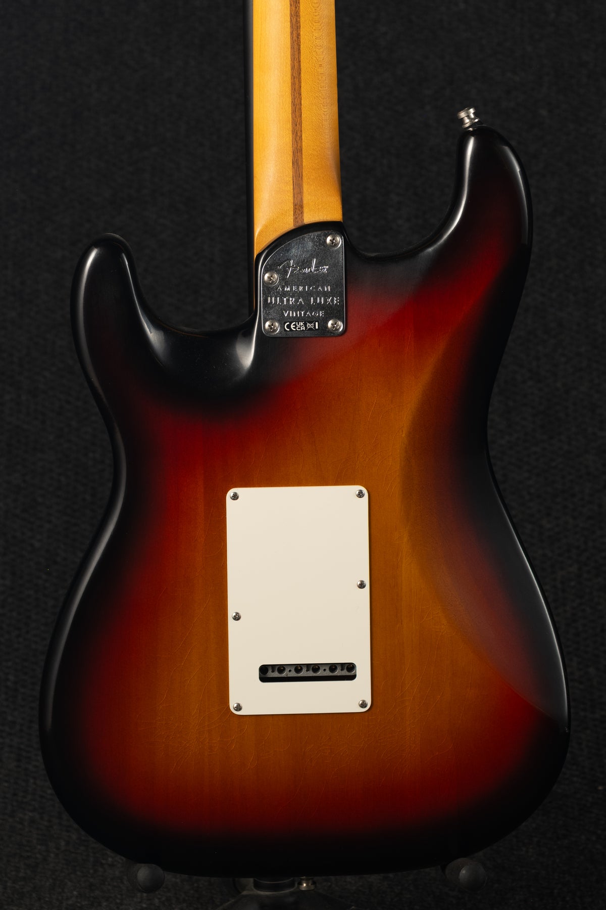 American Ultra Luxe Vintage Stratocaster - Sunburst