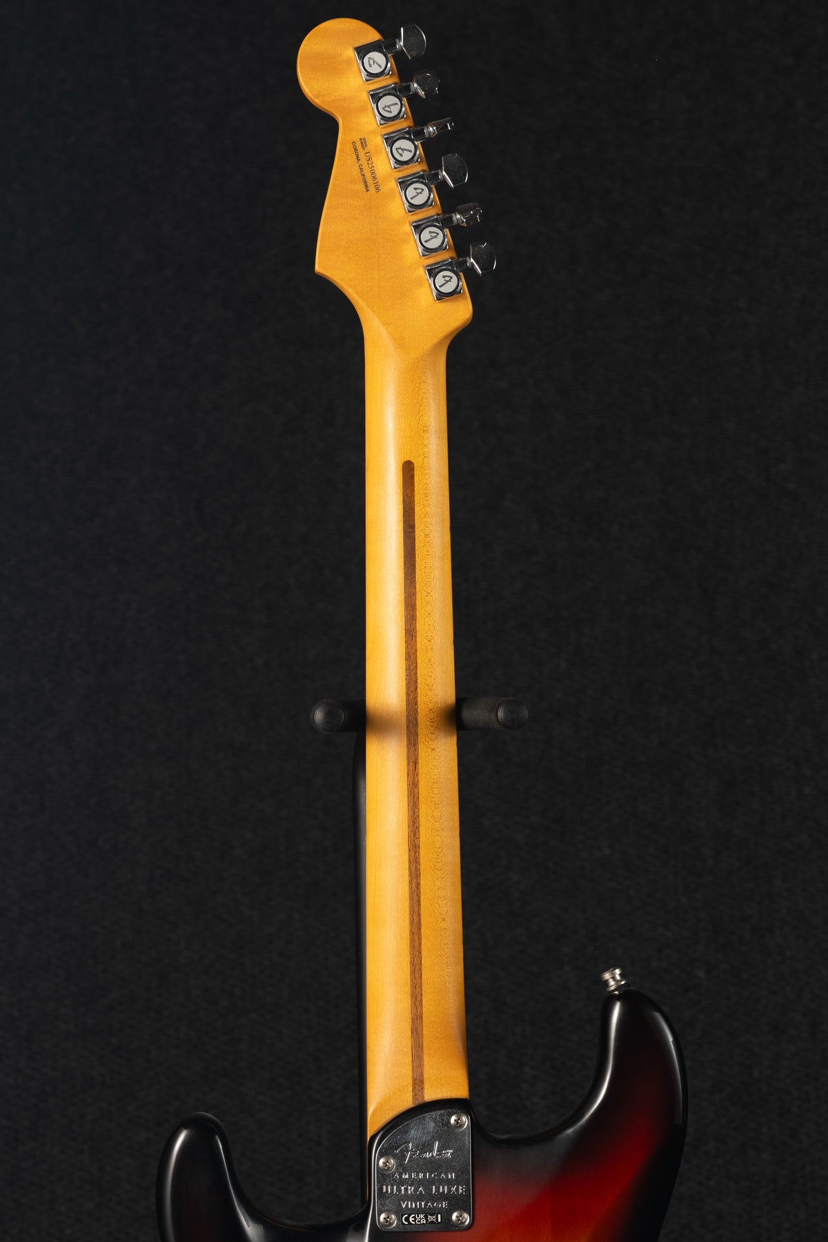 American Ultra Luxe Vintage Stratocaster - Sunburst