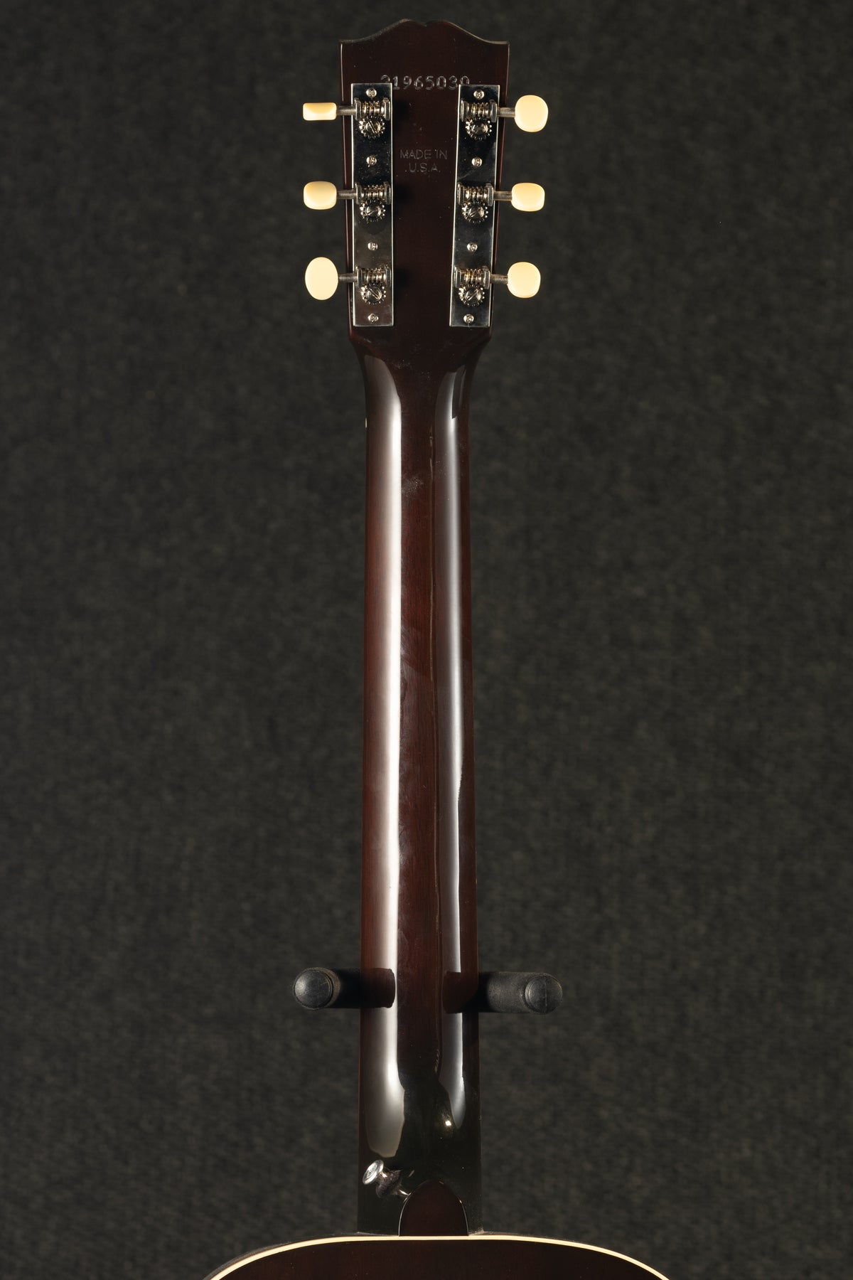 L-00