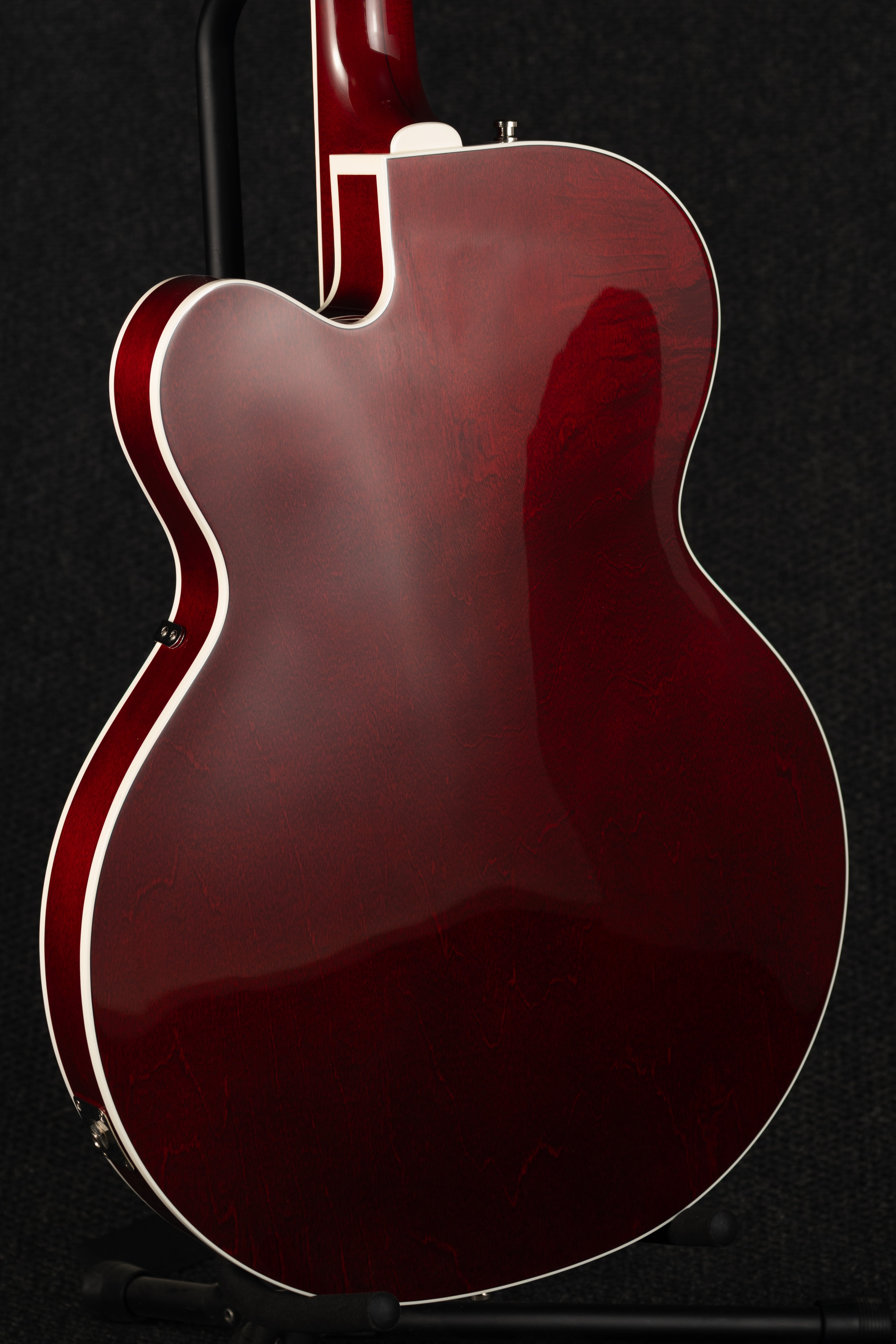 MIJ 6119 Tennessee Rose - Red Stain