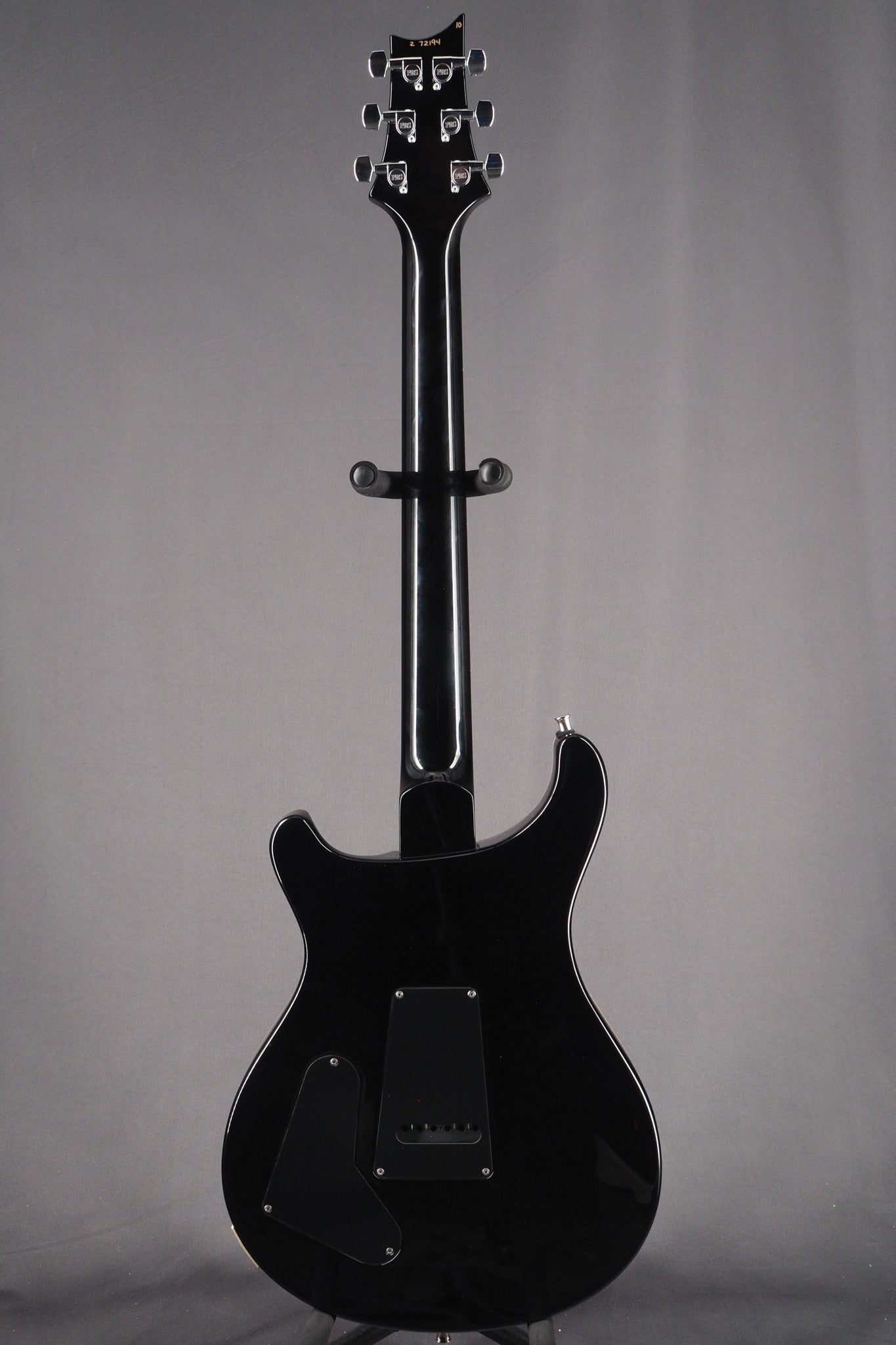 Custom 22 10 Top - Charcoal
