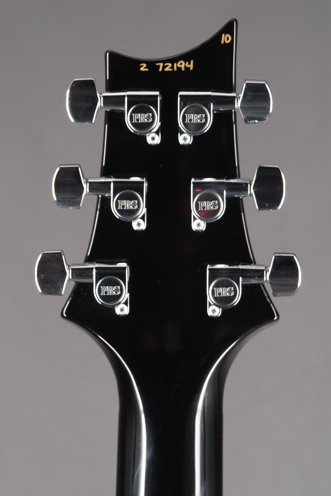 Custom 22 10 Top - Charcoal