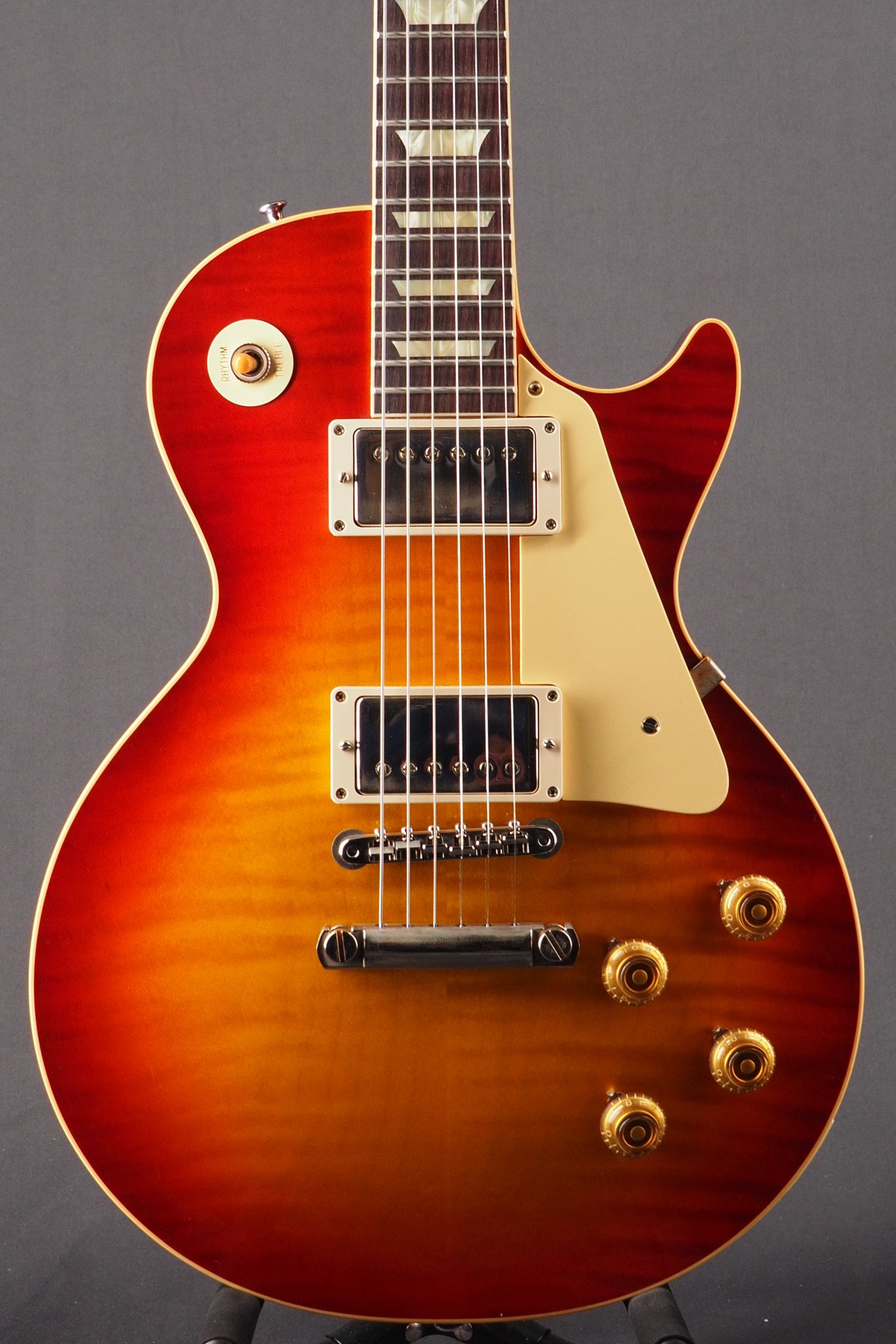 1959 gibson les paul tobacco sunburst Junior Single Cutaway  True Vintage Guitar style brown and pink hardshell case Epiphone 1959 Les Paul Standard