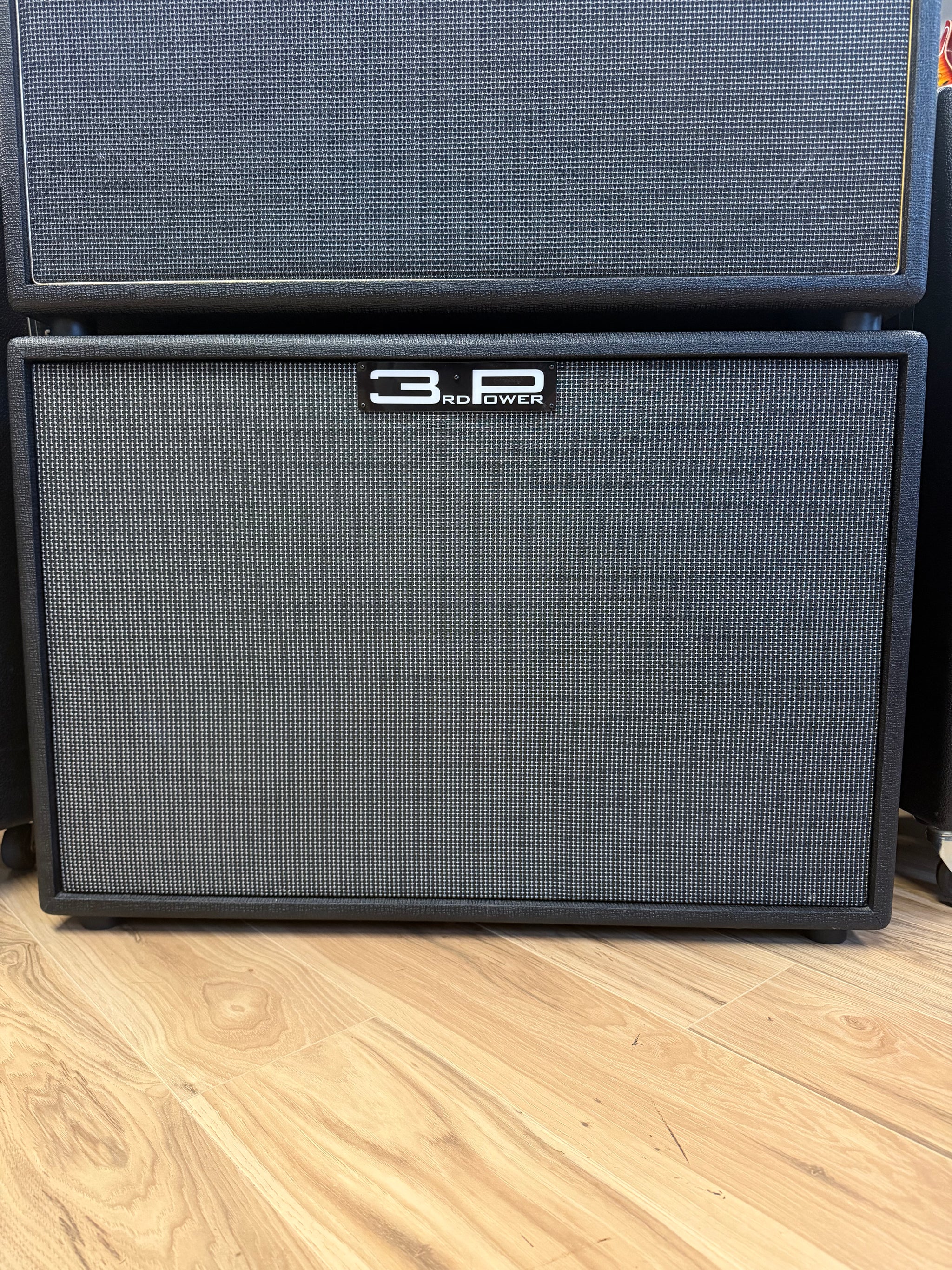 3rd Power Reference 212 Horizontal Cabinet