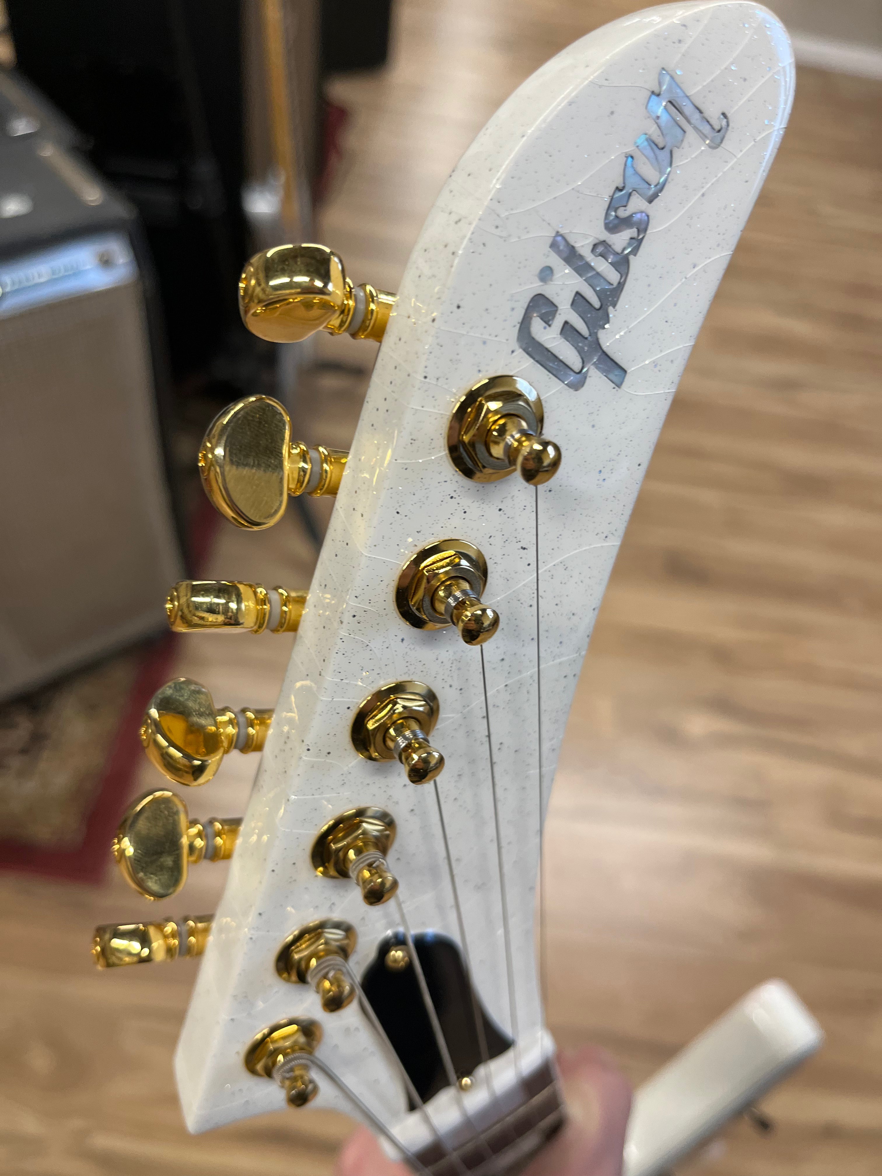 Explorer Custom - Alpine White Sparkle