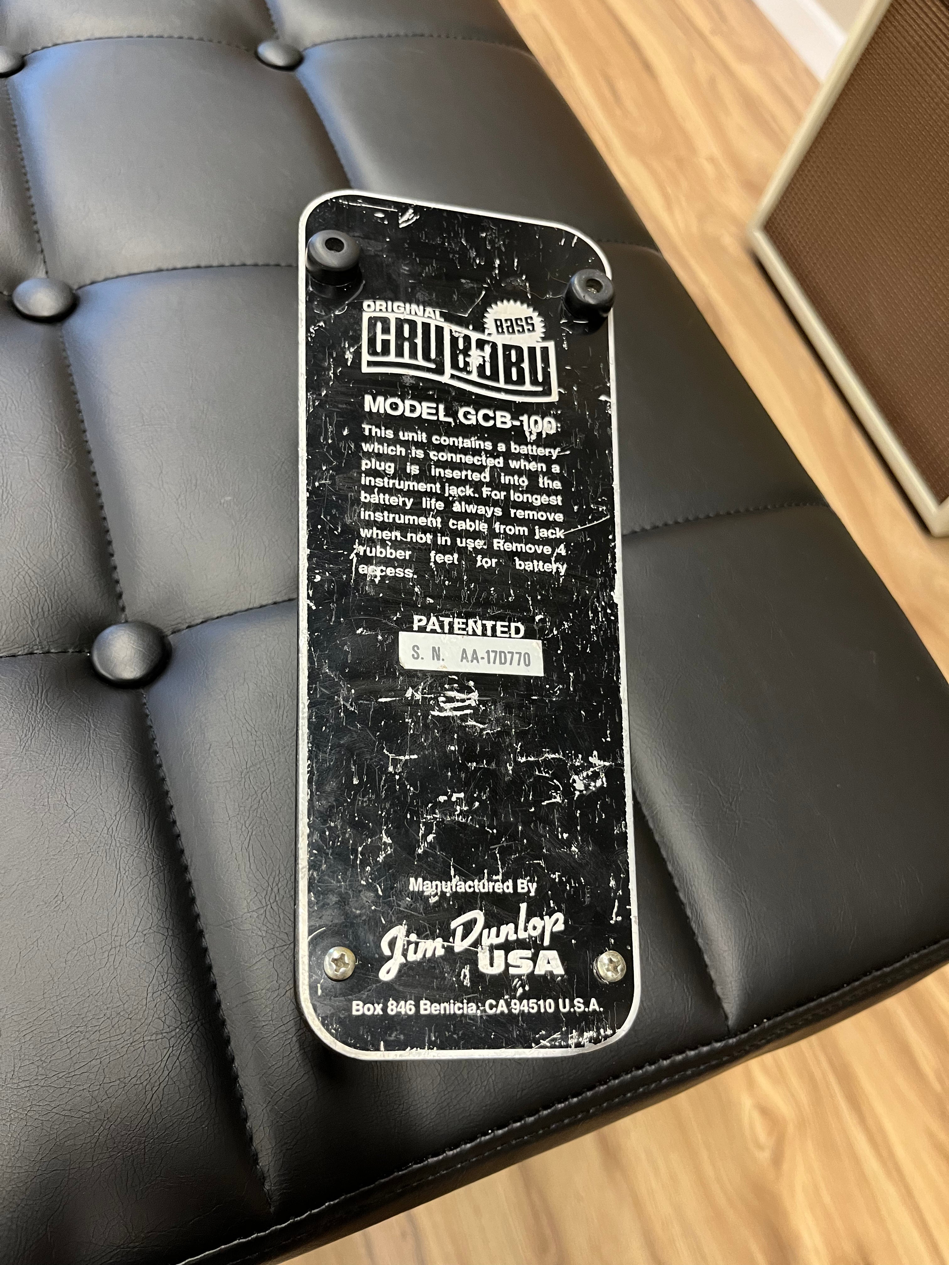 GCB-100 Bass Crybaby