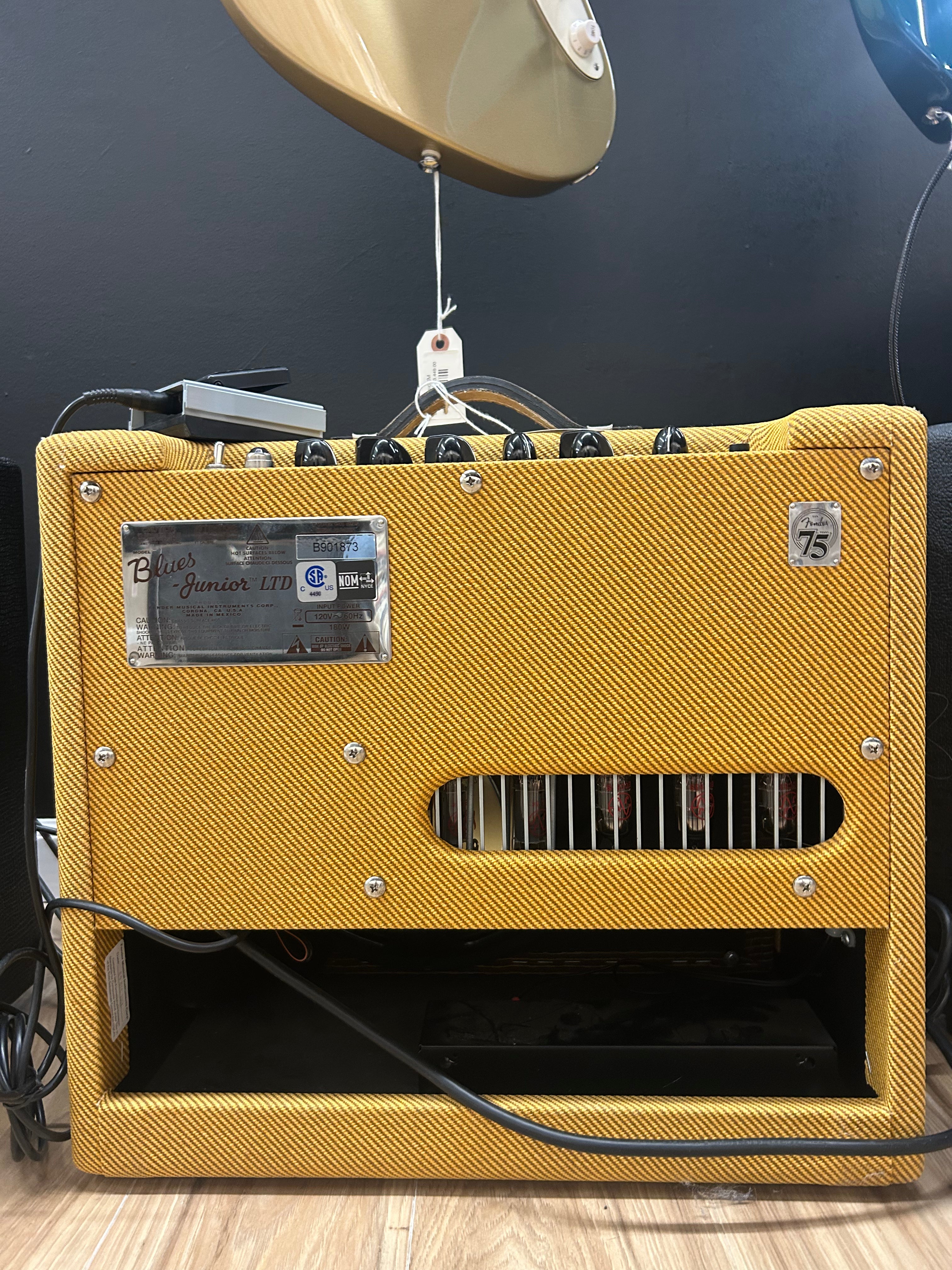 Blues Junior LTD Tweed