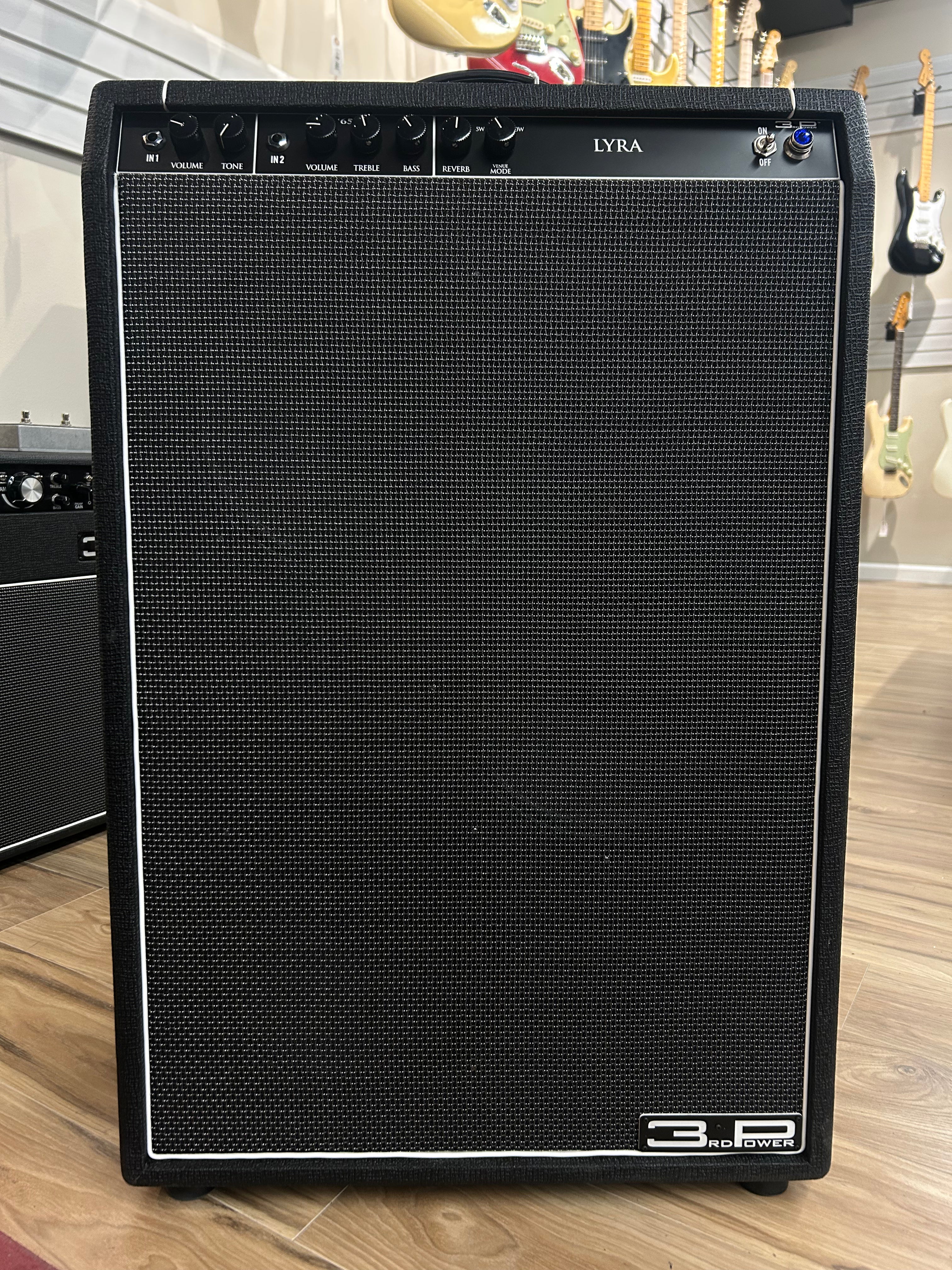 Lyra Highline 3x10" Guitar Combo Amplifier