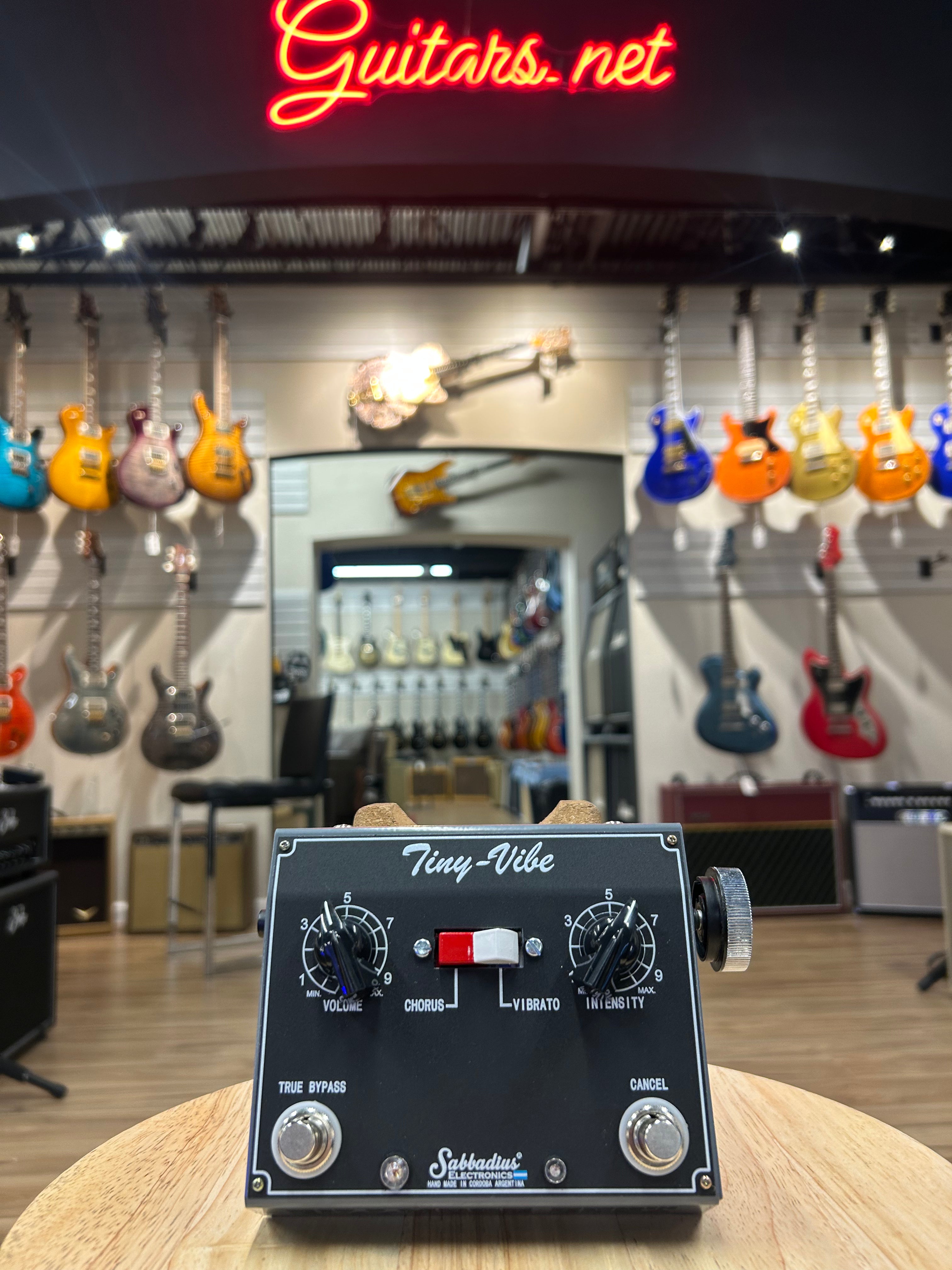 Fillmore East Tiny-Vibe